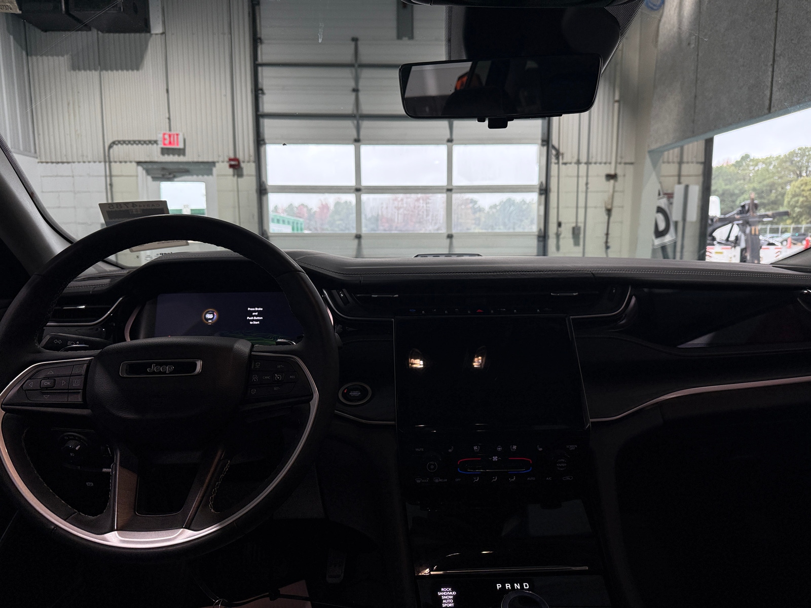 Thumbnail: 2022 Jeep Grand Cherokee - 2