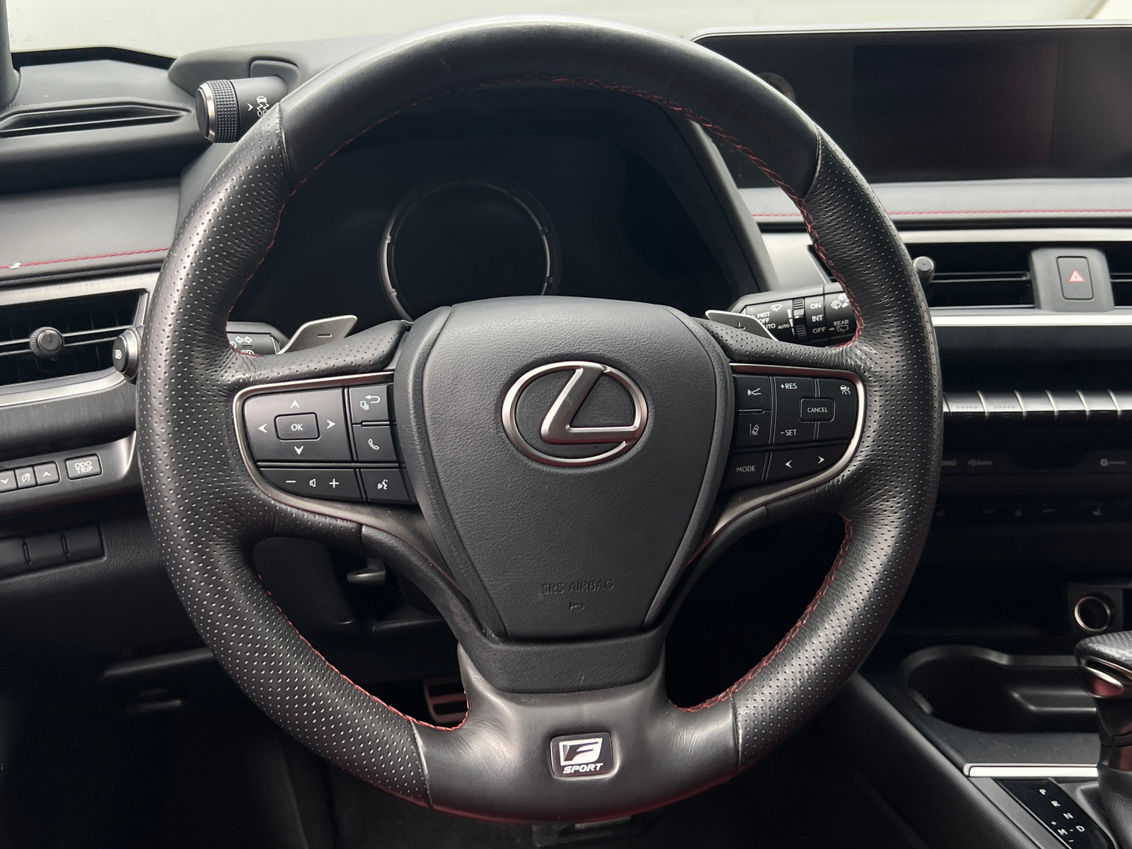 Thumbnail: 2019 Lexus UX - 4