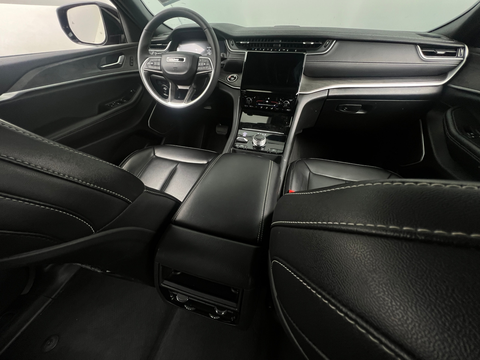 Thumbnail: 2024 Jeep Grand Cherokee - 2