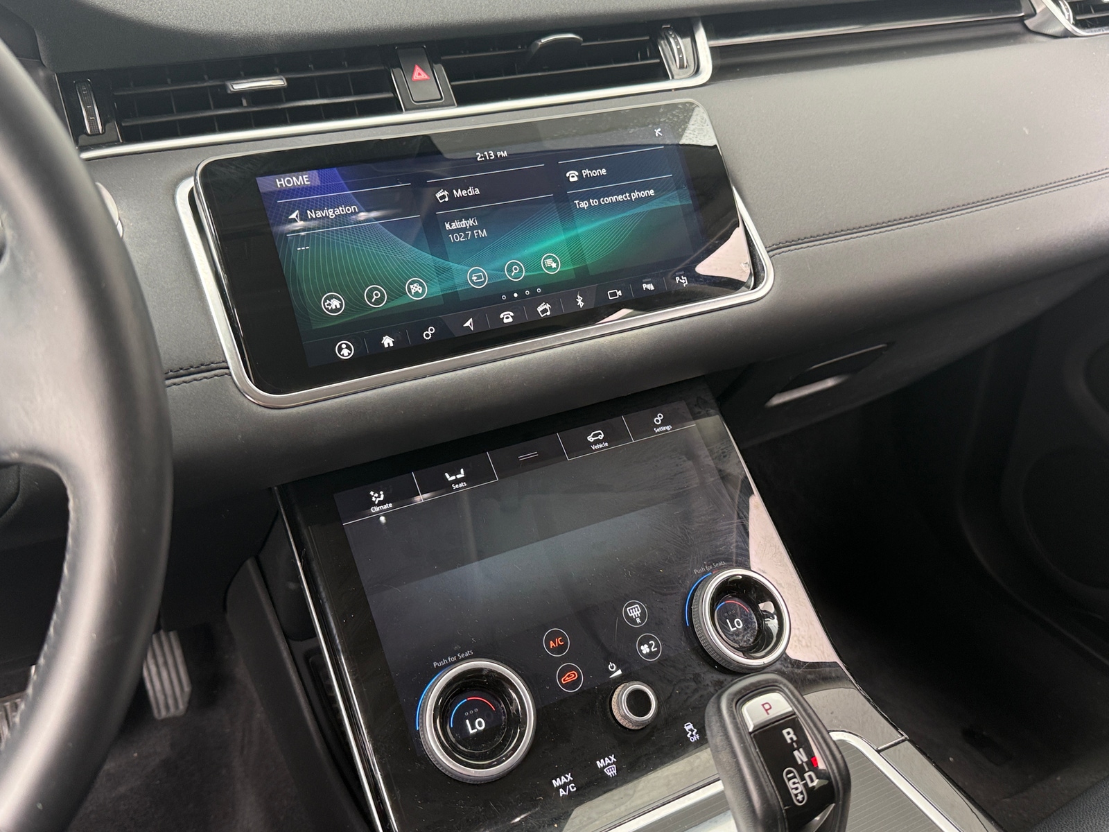 Thumbnail: 2020 Land Rover Range Rover Evoque - 3