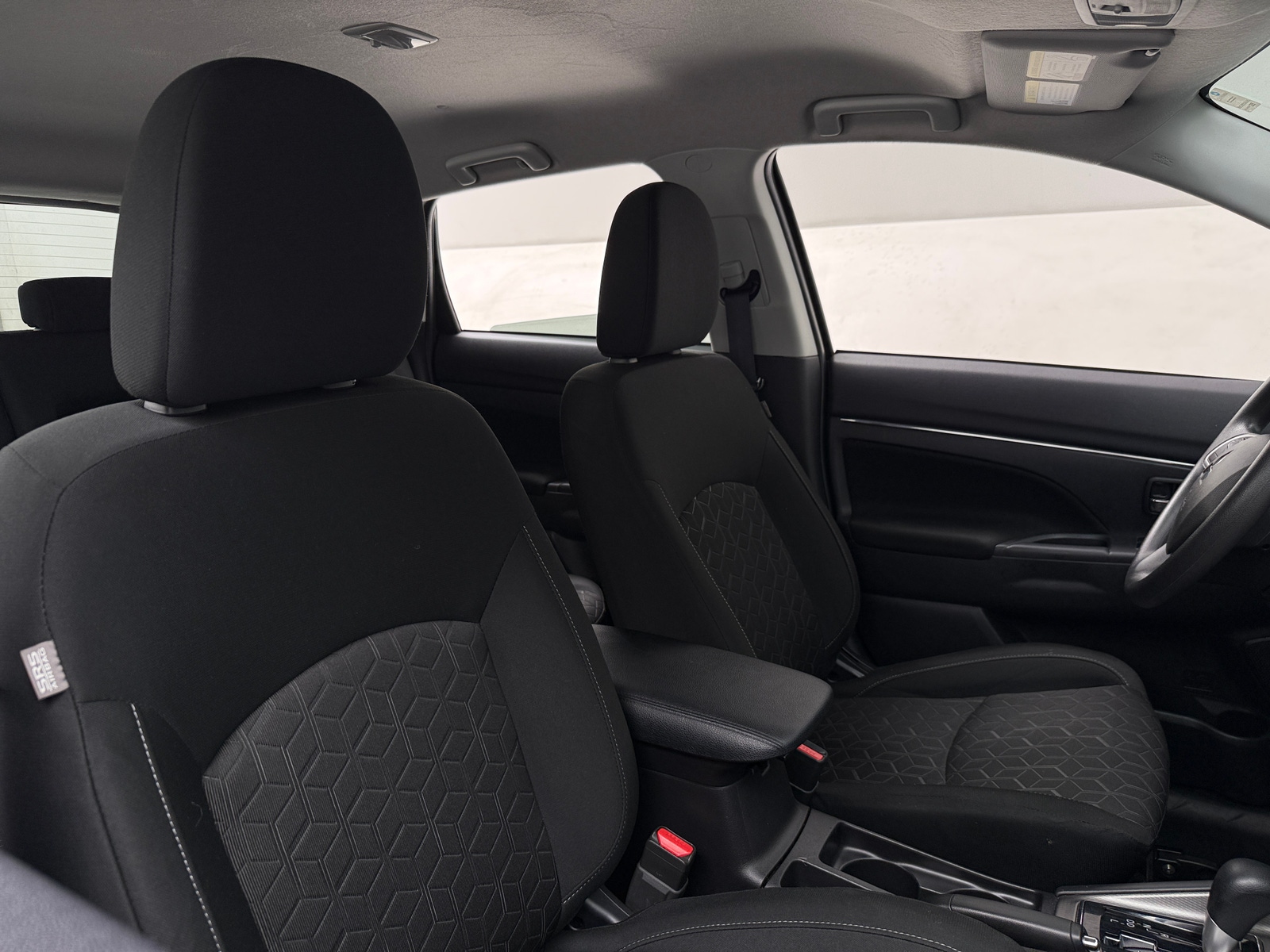 Thumbnail: 2023 Mitsubishi Outlander Sport - 2