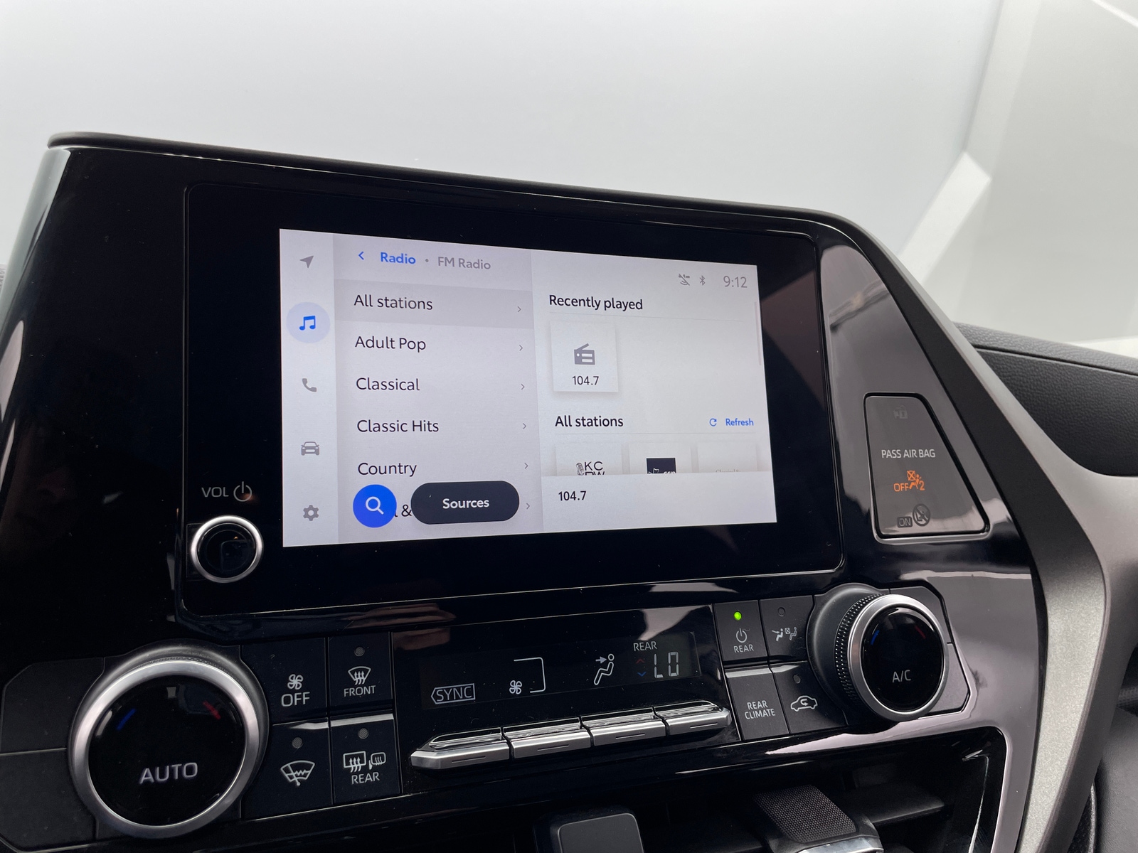 Thumbnail: 2024 Toyota Highlander - 4