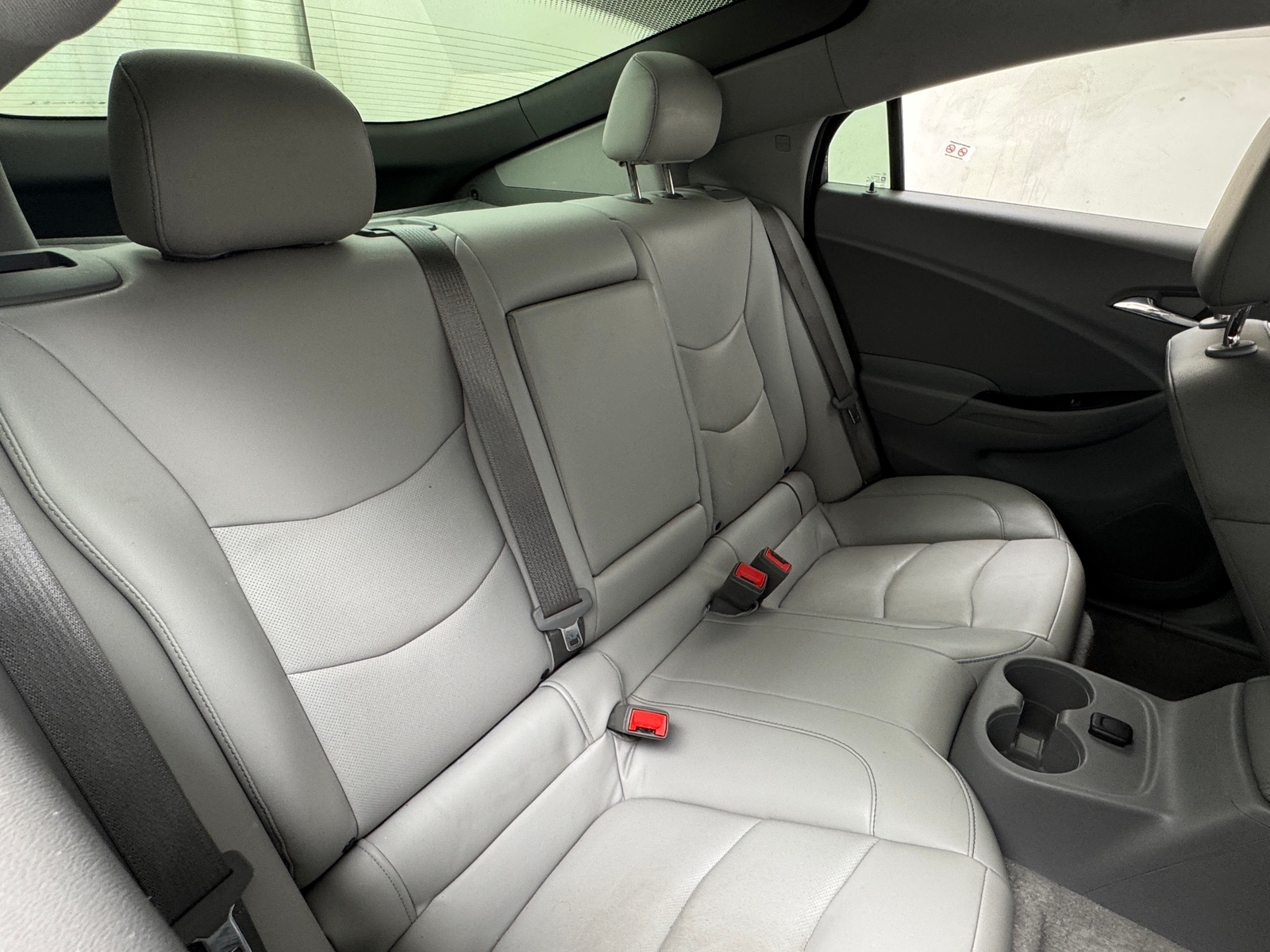 Thumbnail: 2017 Chevrolet Volt - 6