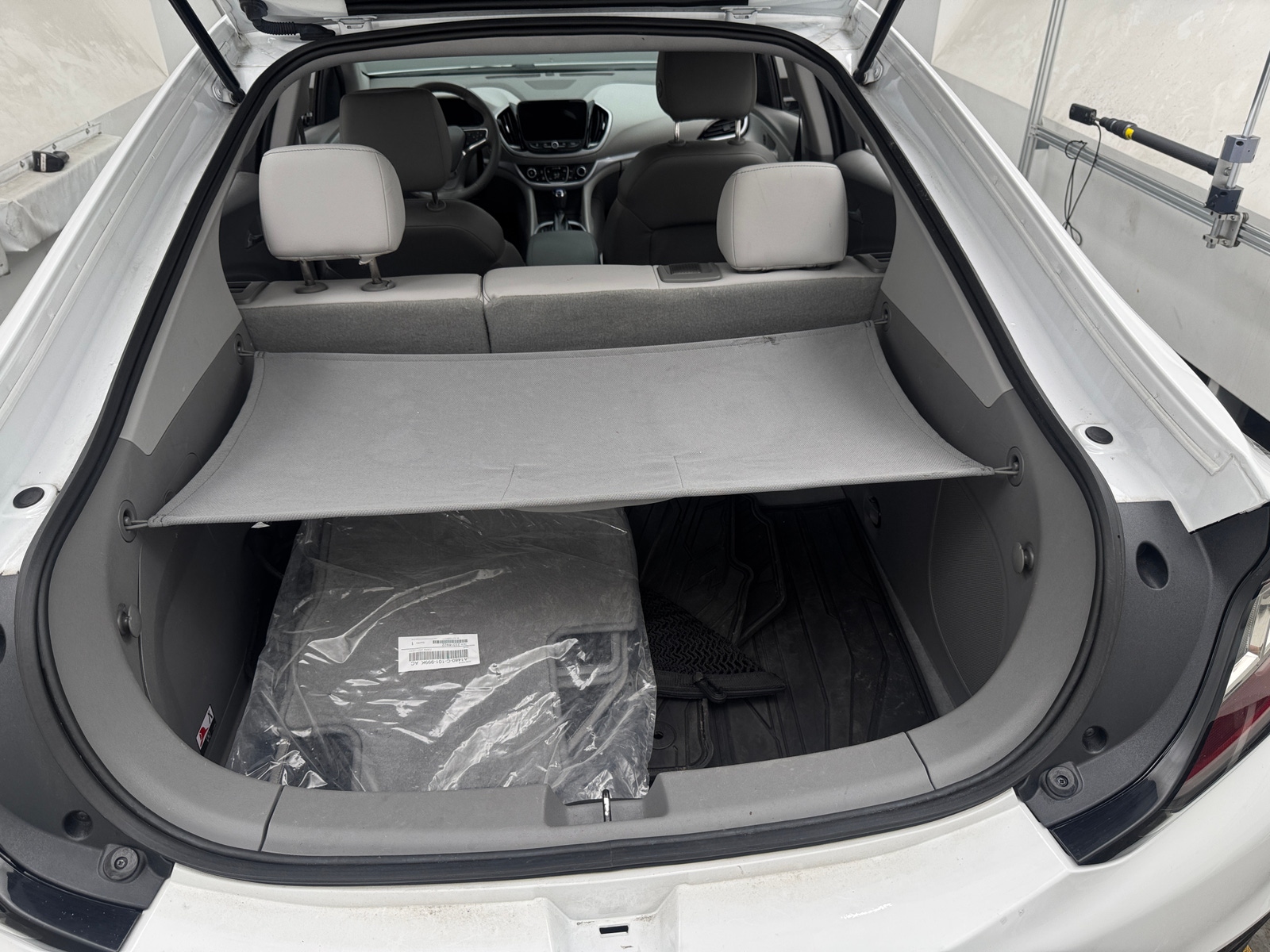 Thumbnail: 2017 Chevrolet Volt - 7