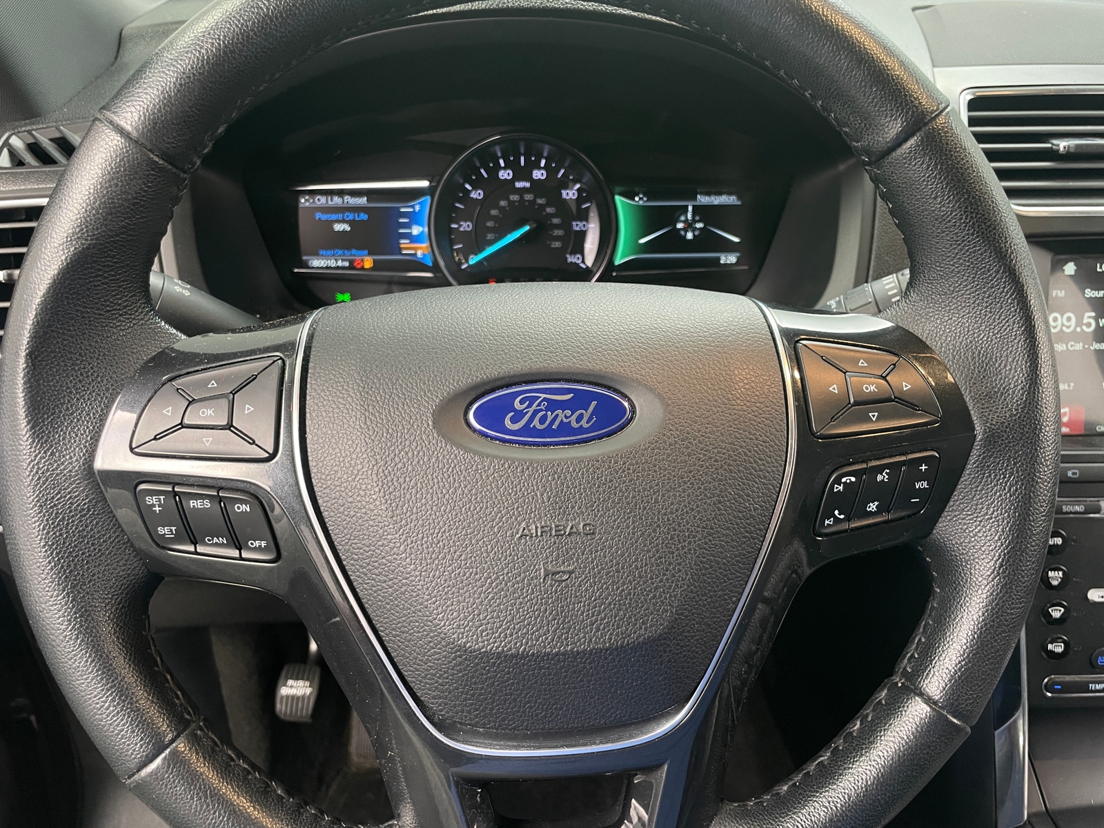 Thumbnail: 2018 Ford Explorer - 4