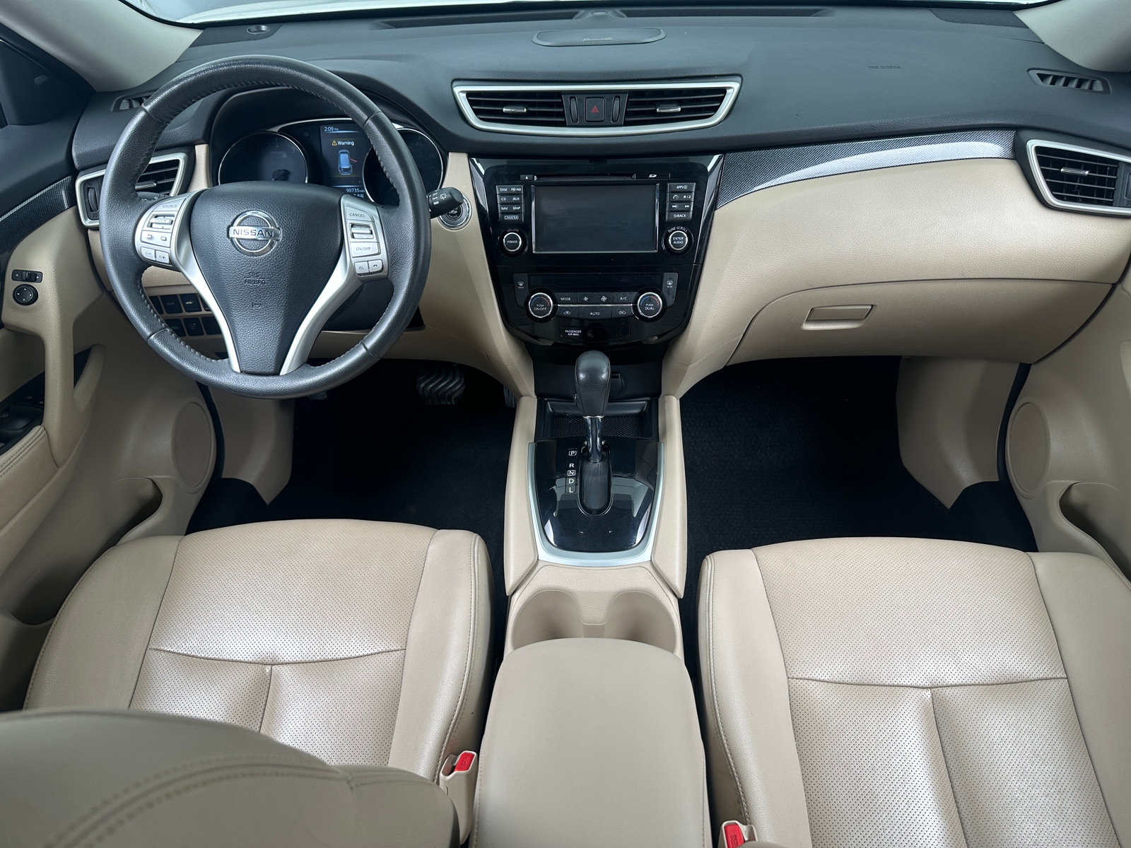 Thumbnail: 2016 Nissan Rogue - 2