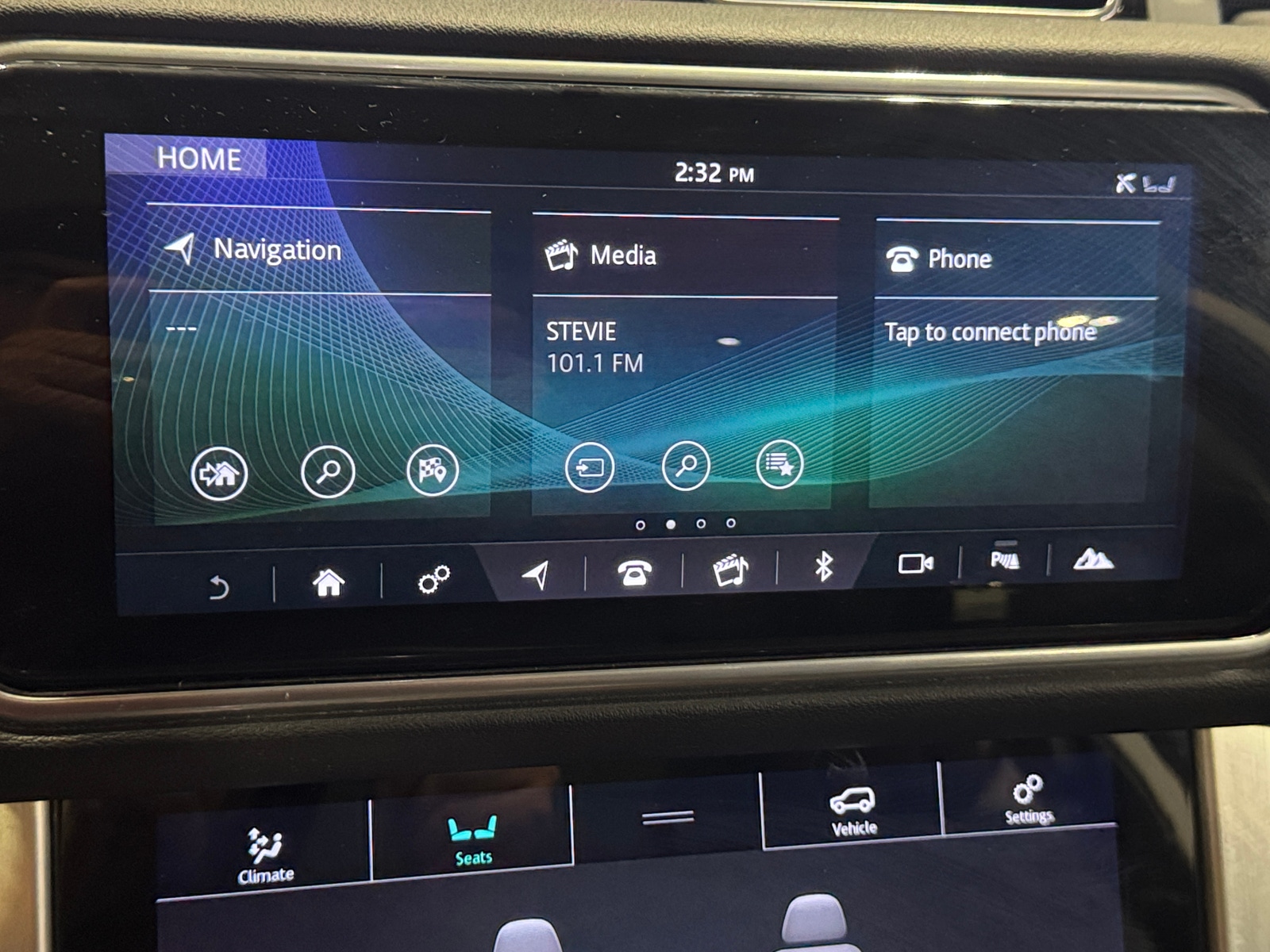 Thumbnail: 2020 Land Rover Range Rover - 3