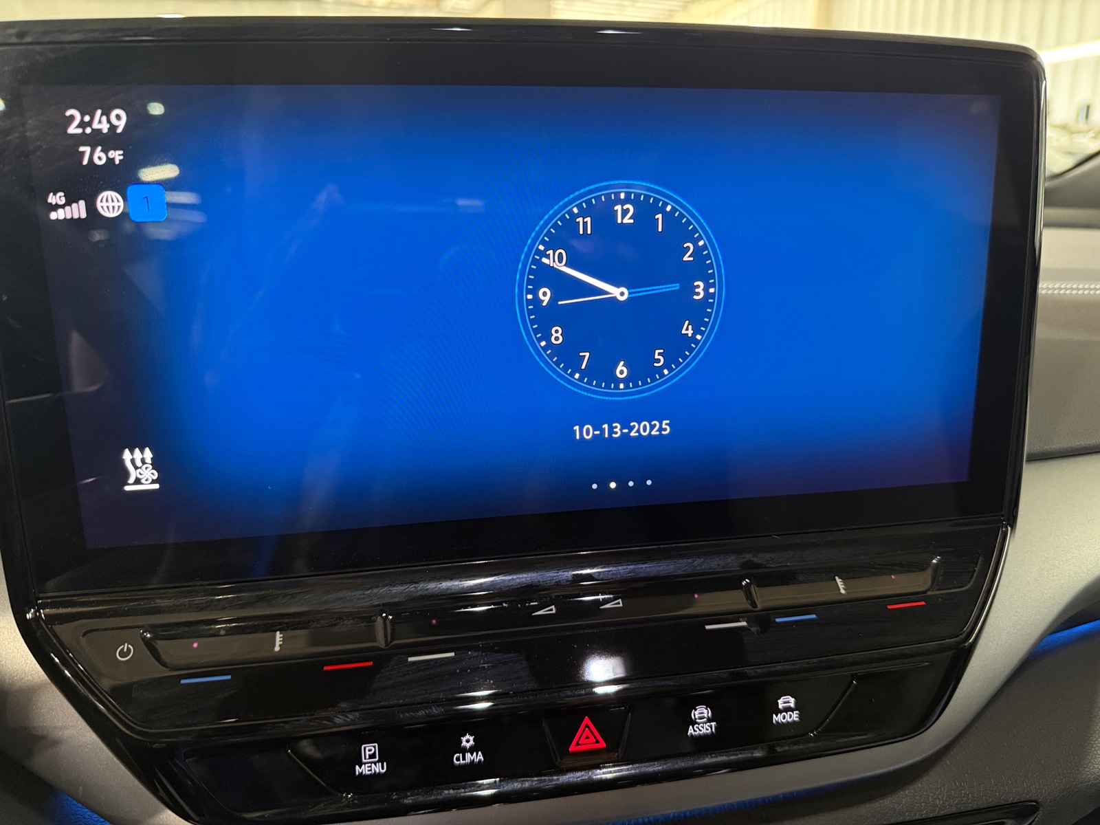 Thumbnail: 2023 Volkswagen ID.4 - 4