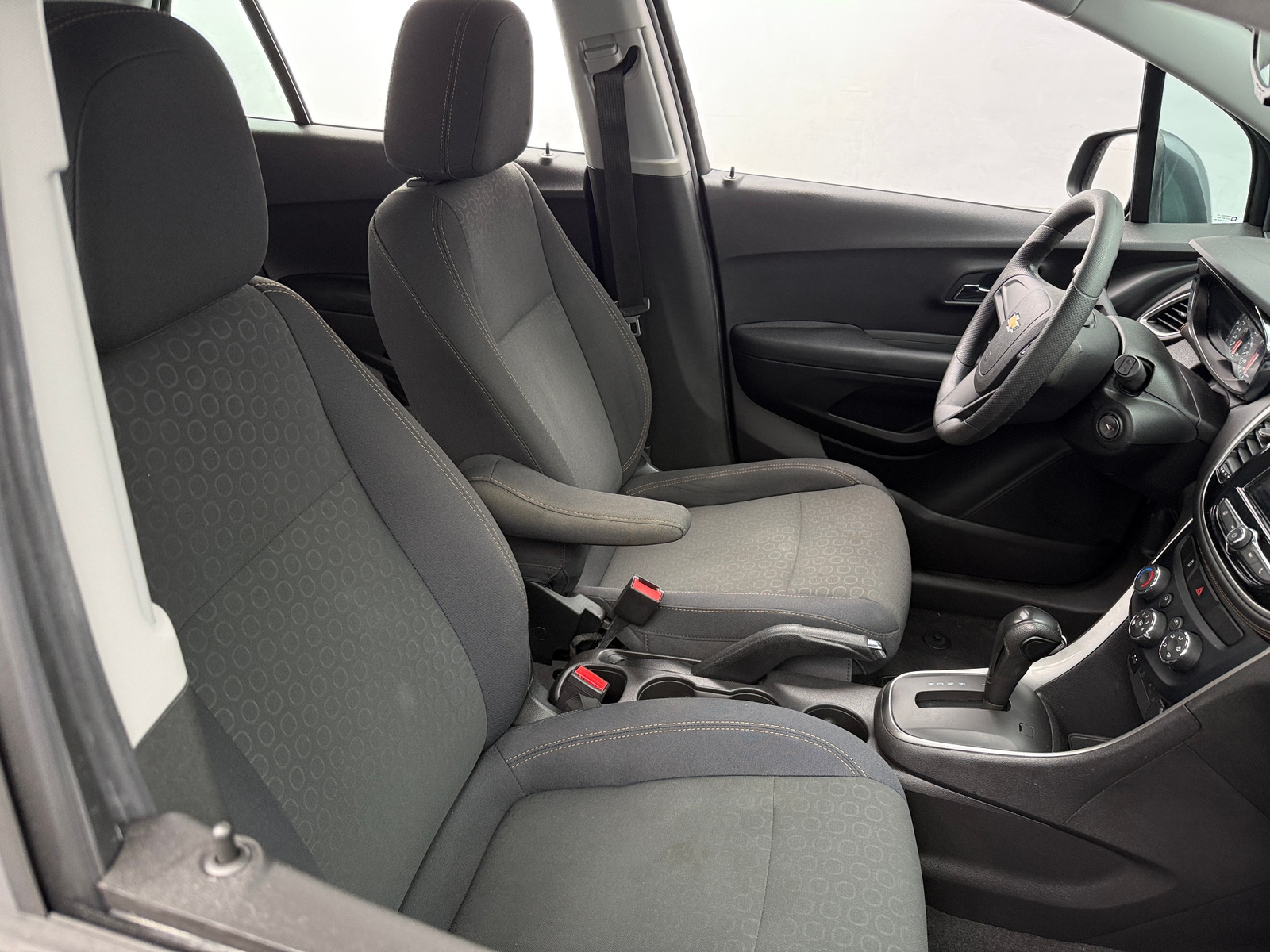 Thumbnail: 2019 Chevrolet Trax - 2