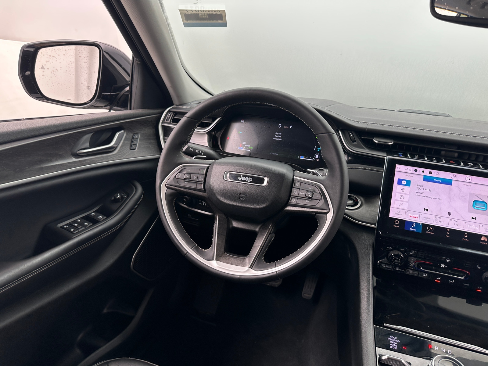 Thumbnail: 2022 Jeep Grand Cherokee - 4