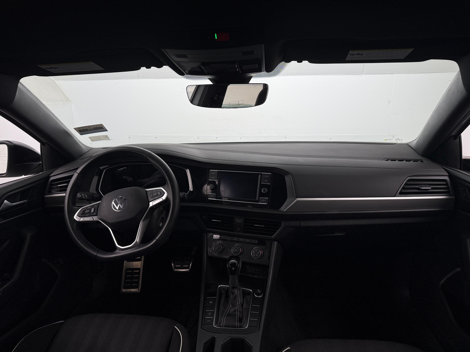 Thumbnail: 2023 Volkswagen Jetta - 3