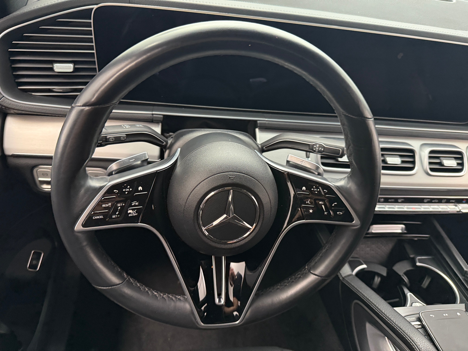 Thumbnail: 2024 Mercedes-Benz GLS - 4