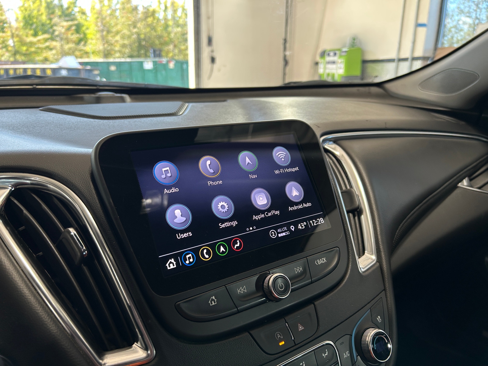 Thumbnail: 2024 Chevrolet Malibu - 3