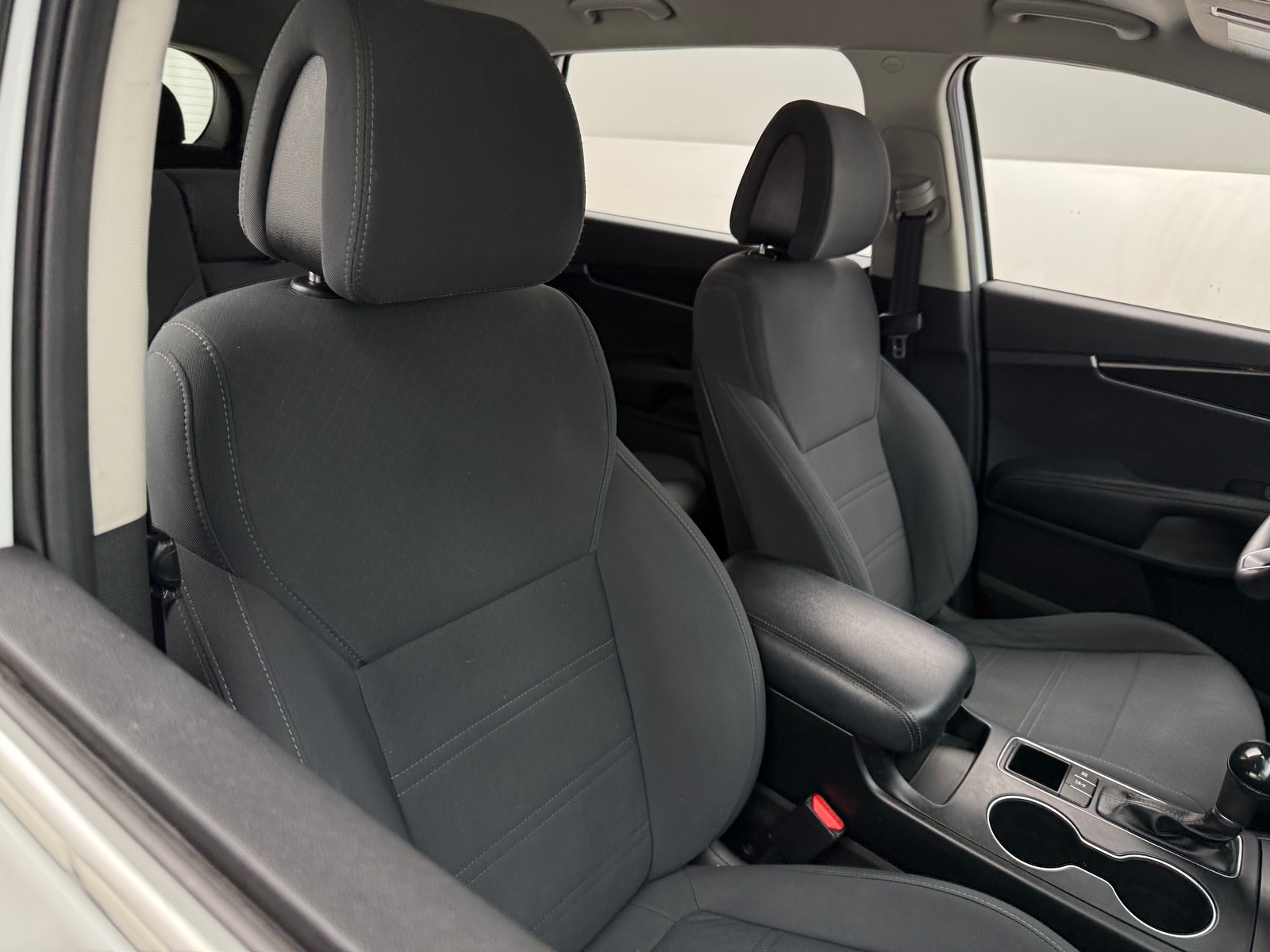 Thumbnail: 2016 Kia Sorento - 2