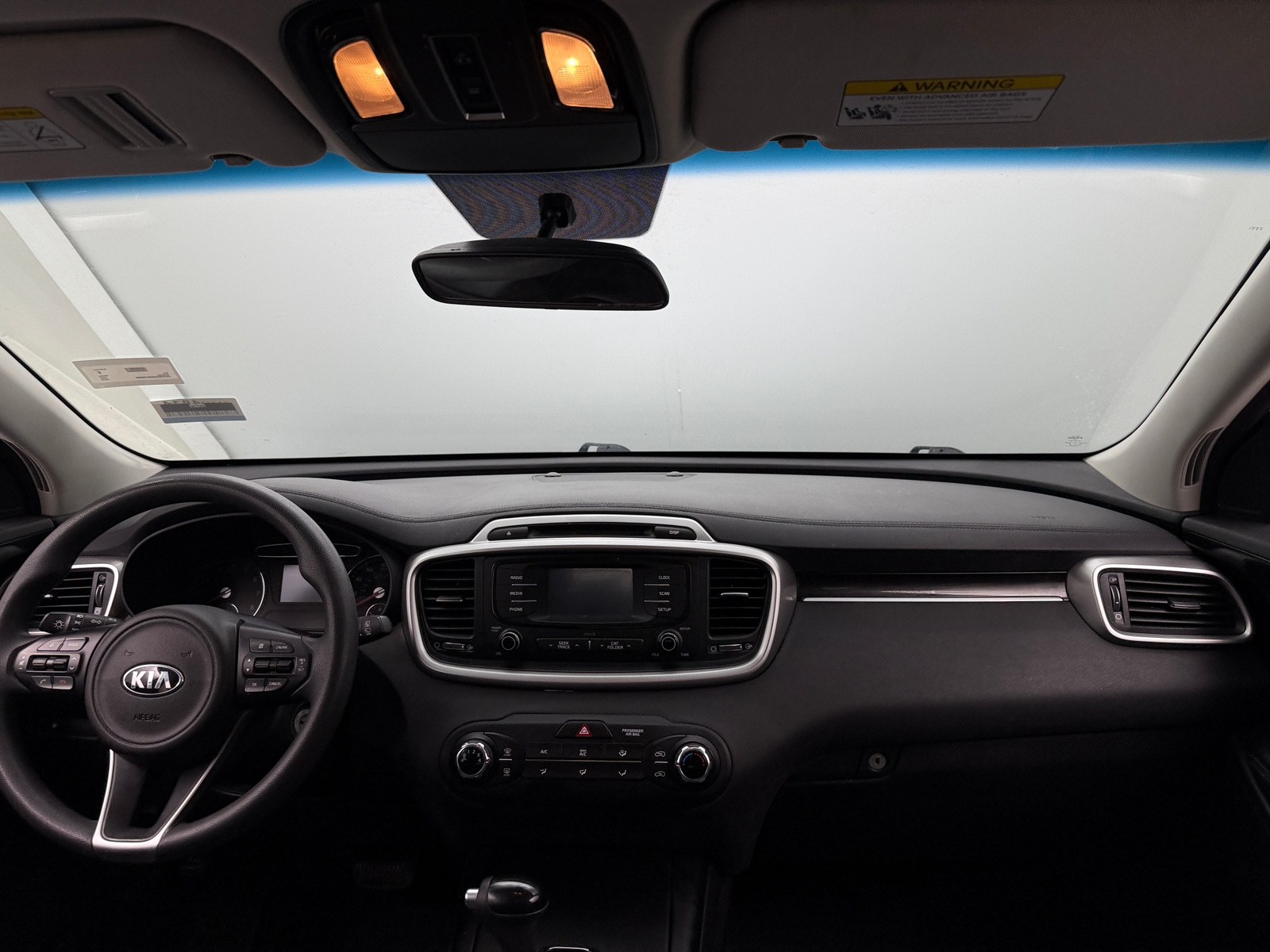 Thumbnail: 2016 Kia Sorento - 3