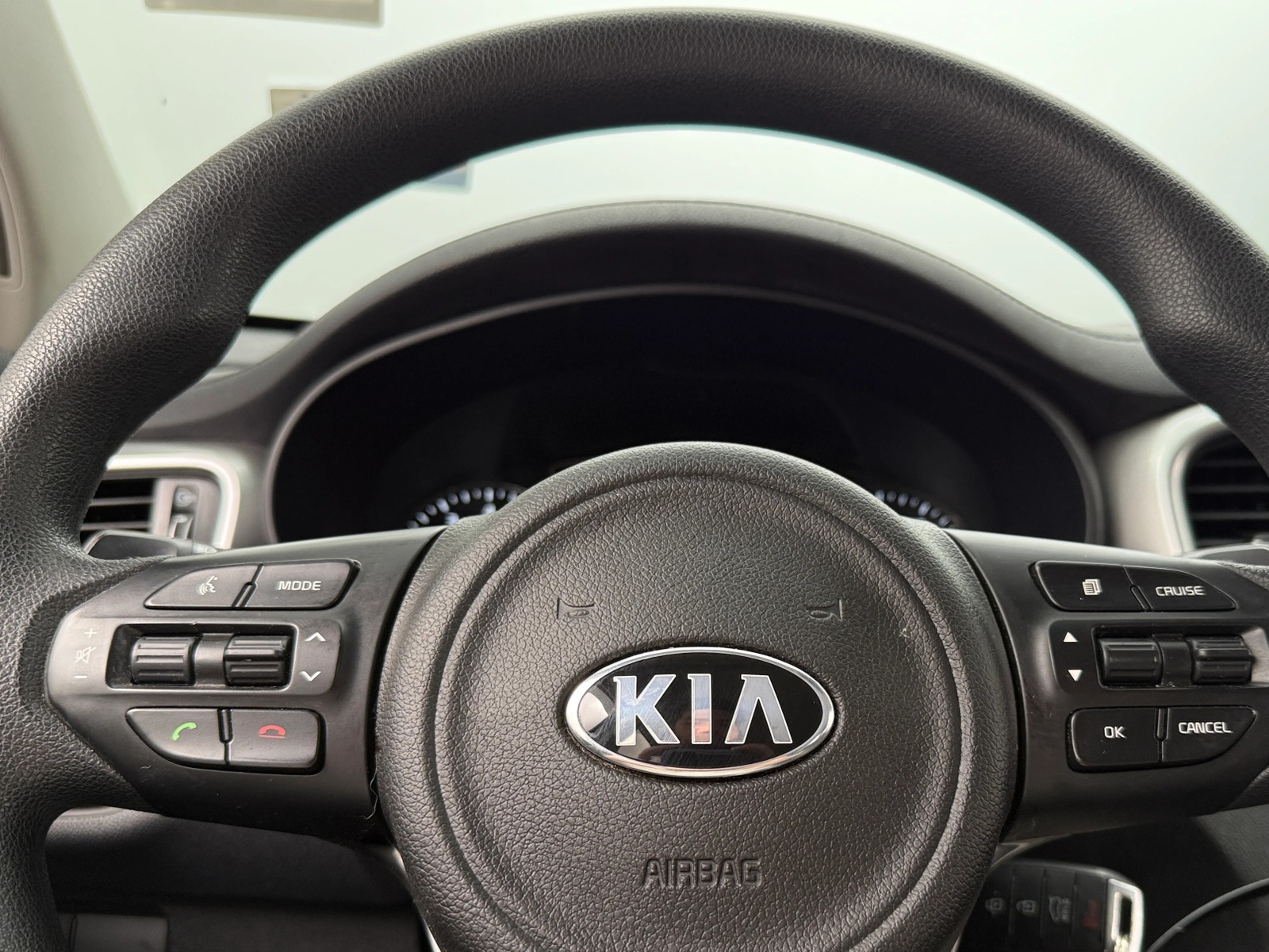 Thumbnail: 2016 Kia Sorento - 5