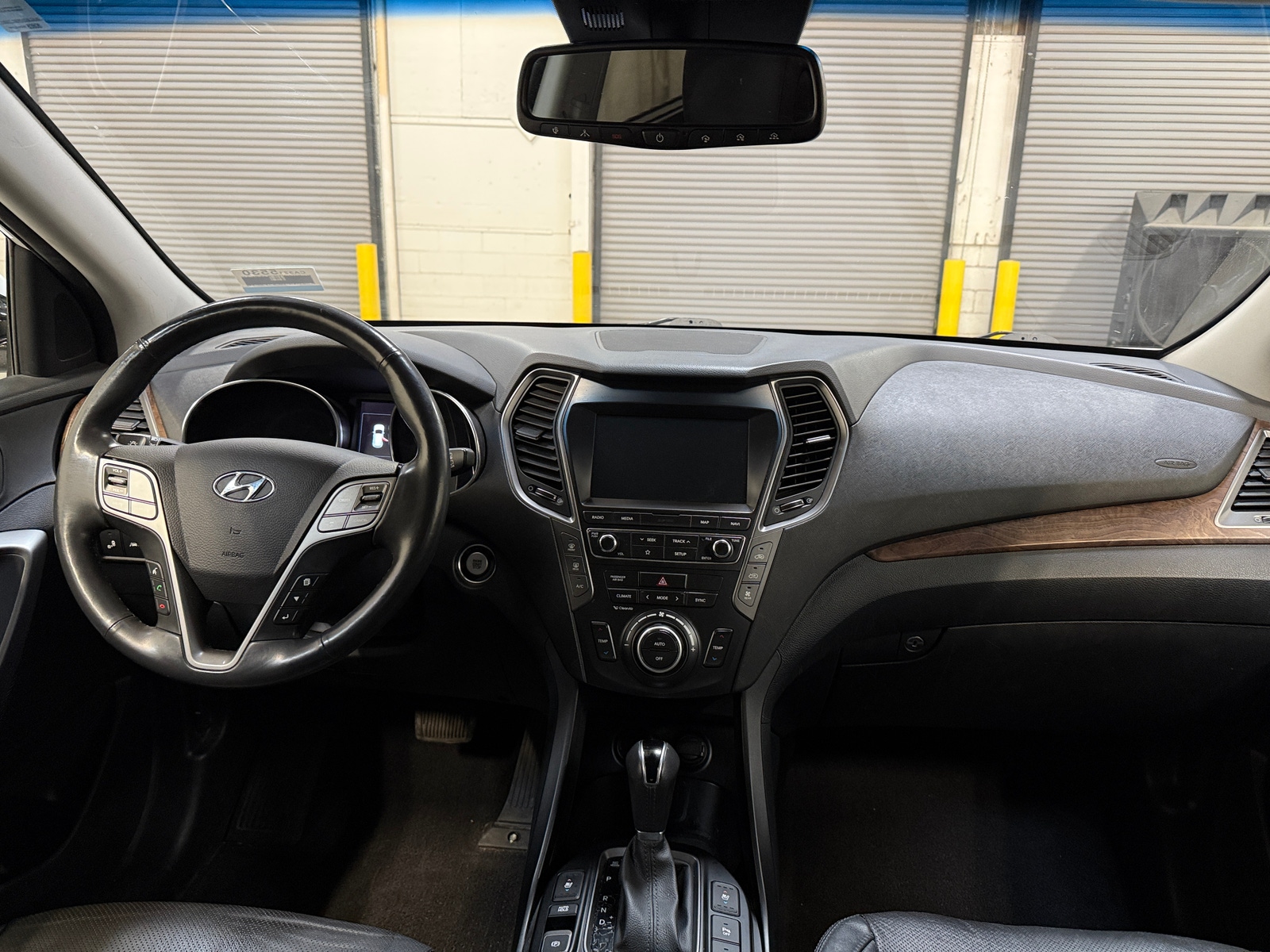 Thumbnail: 2019 Hyundai Santa Fe - 2