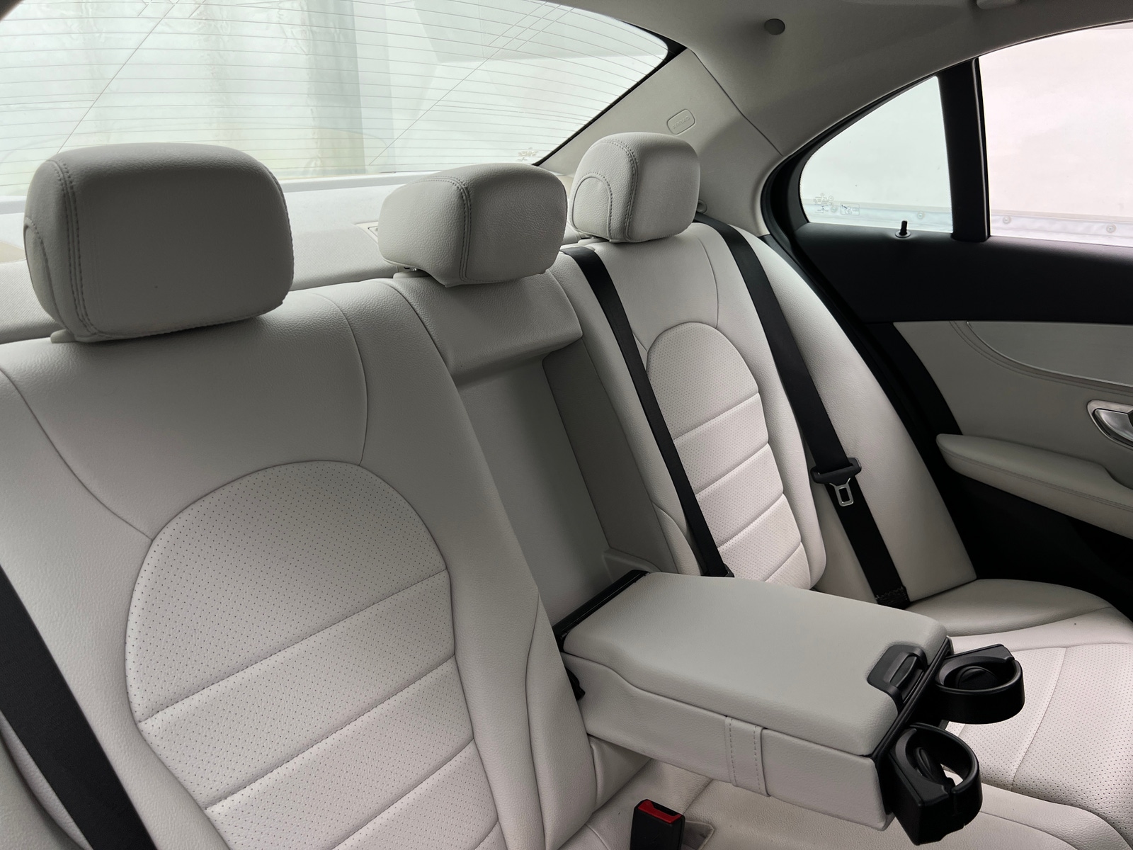 Thumbnail: 2016 Mercedes-Benz C-Class - 5