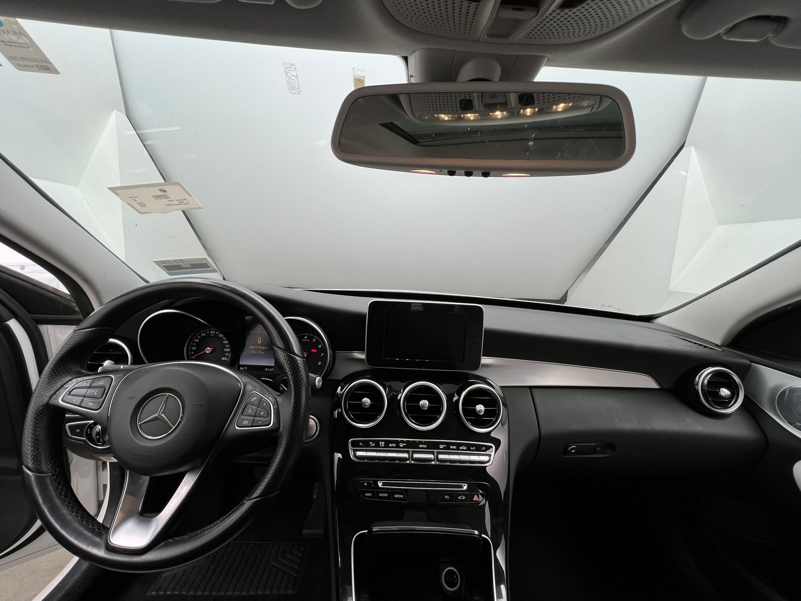Thumbnail: 2016 Mercedes-Benz C-Class - 2