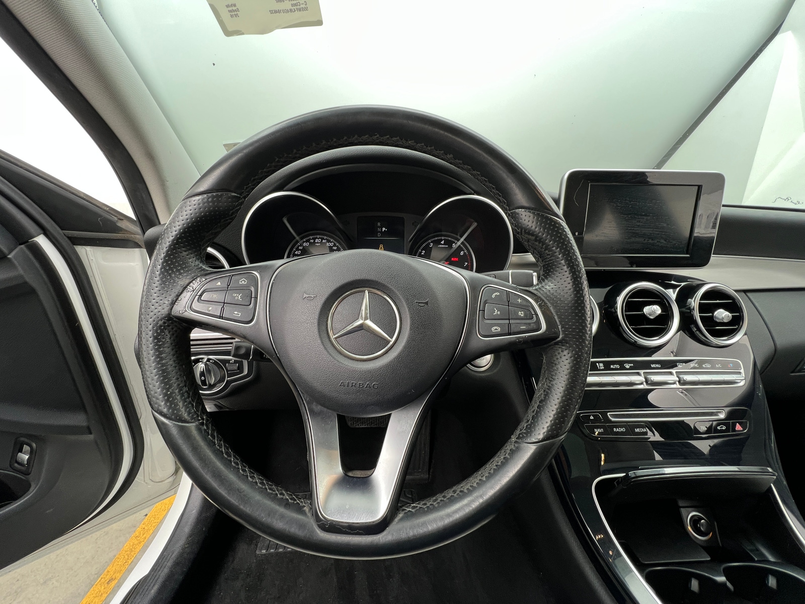 Thumbnail: 2016 Mercedes-Benz C-Class - 4