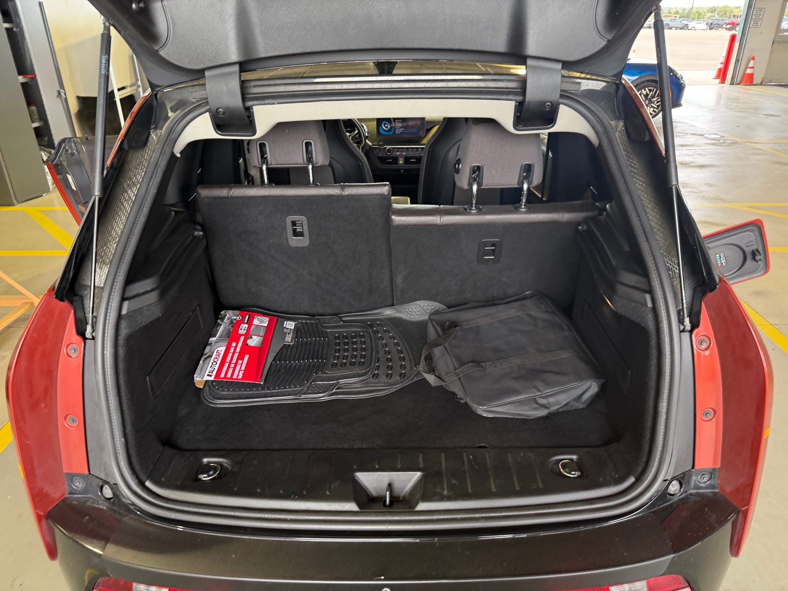 Thumbnail: 2015 BMW i3 - 6