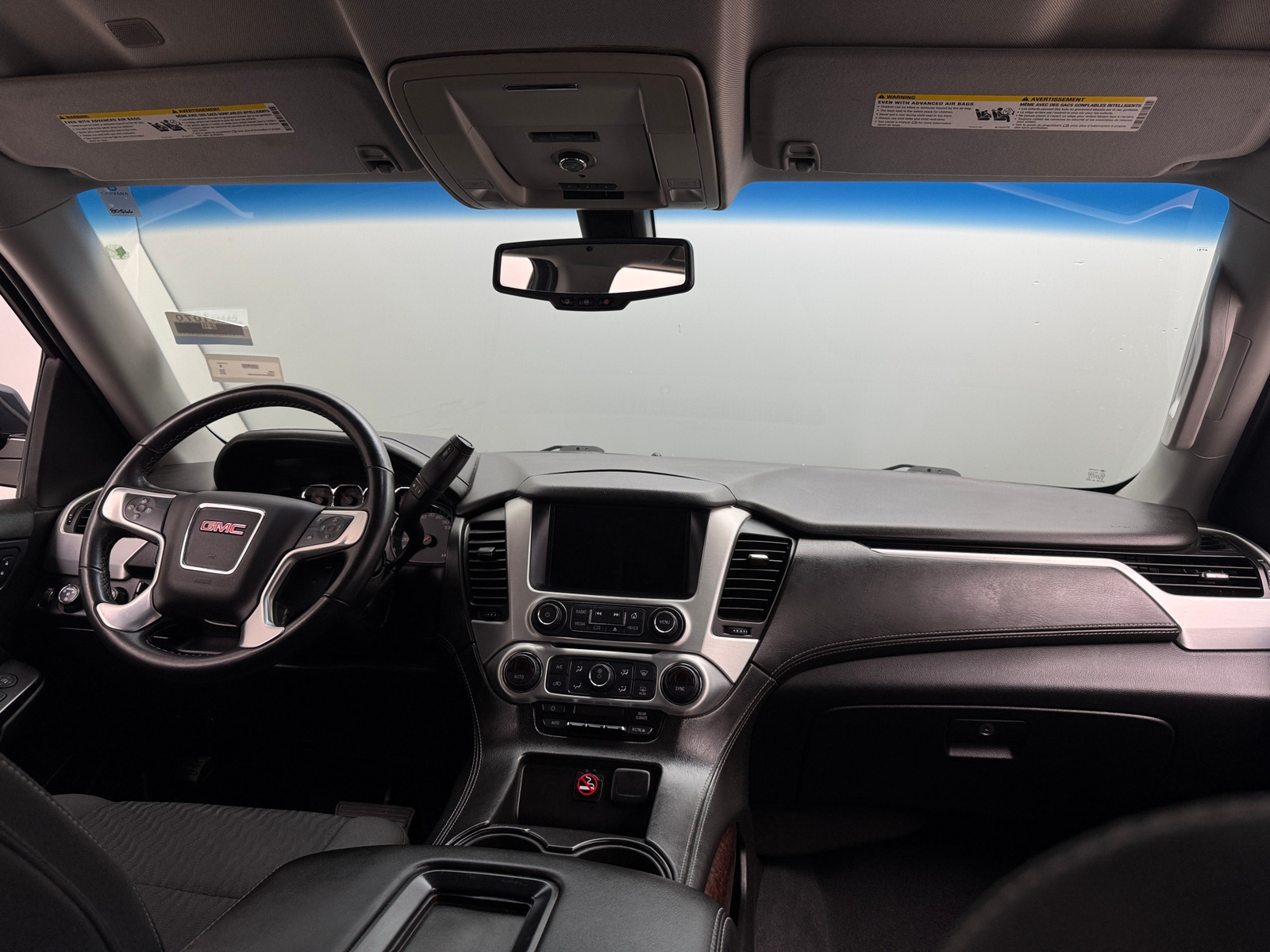 Thumbnail: 2019 GMC Yukon - 3