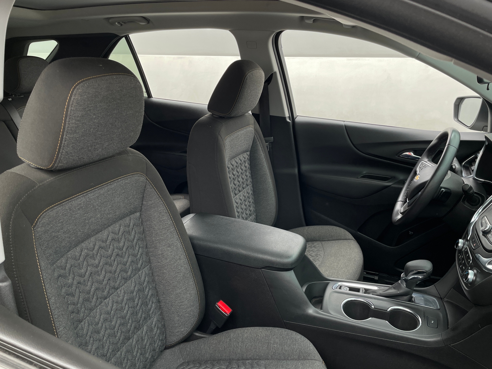 Thumbnail: 2022 Chevrolet Equinox - 2