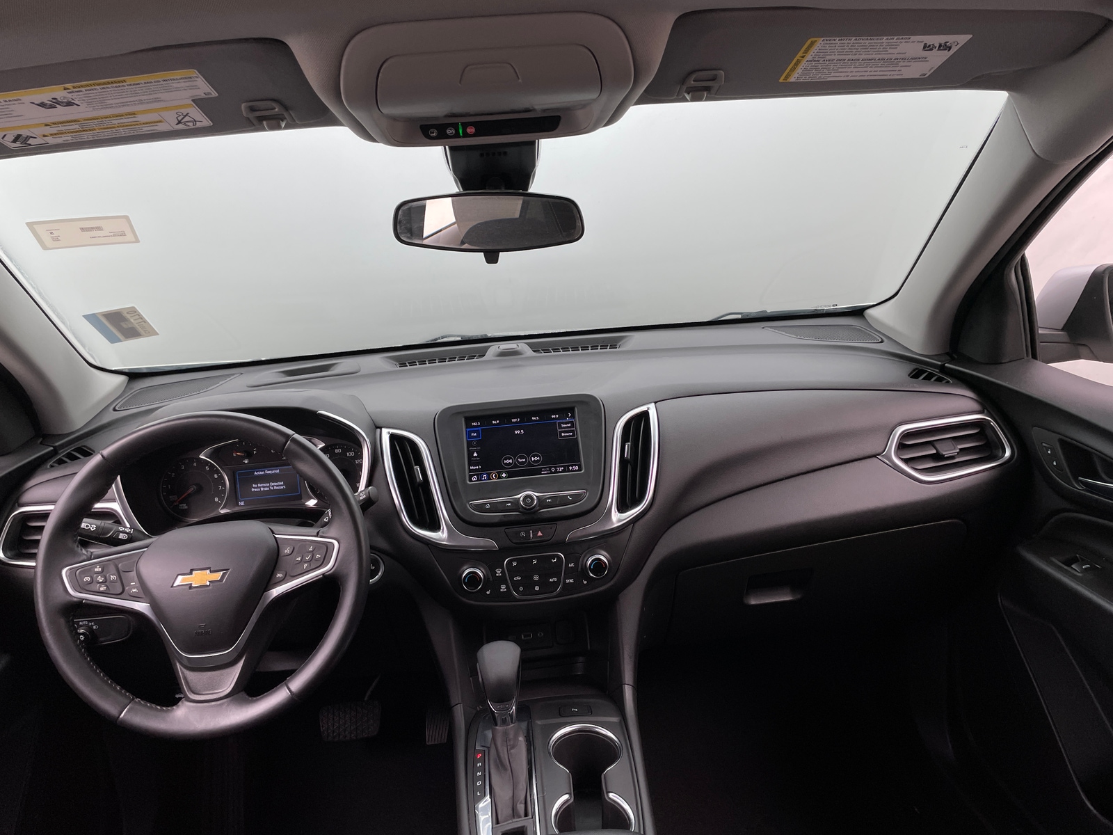 Thumbnail: 2022 Chevrolet Equinox - 3