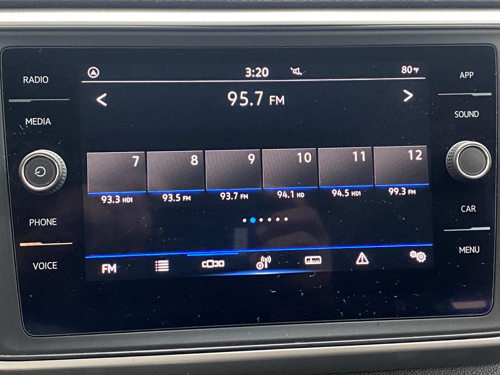 Thumbnail: 2021 Volkswagen Atlas - 3