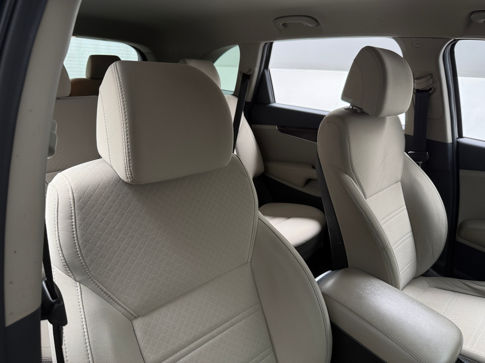 Thumbnail: 2017 Kia Sorento - 2