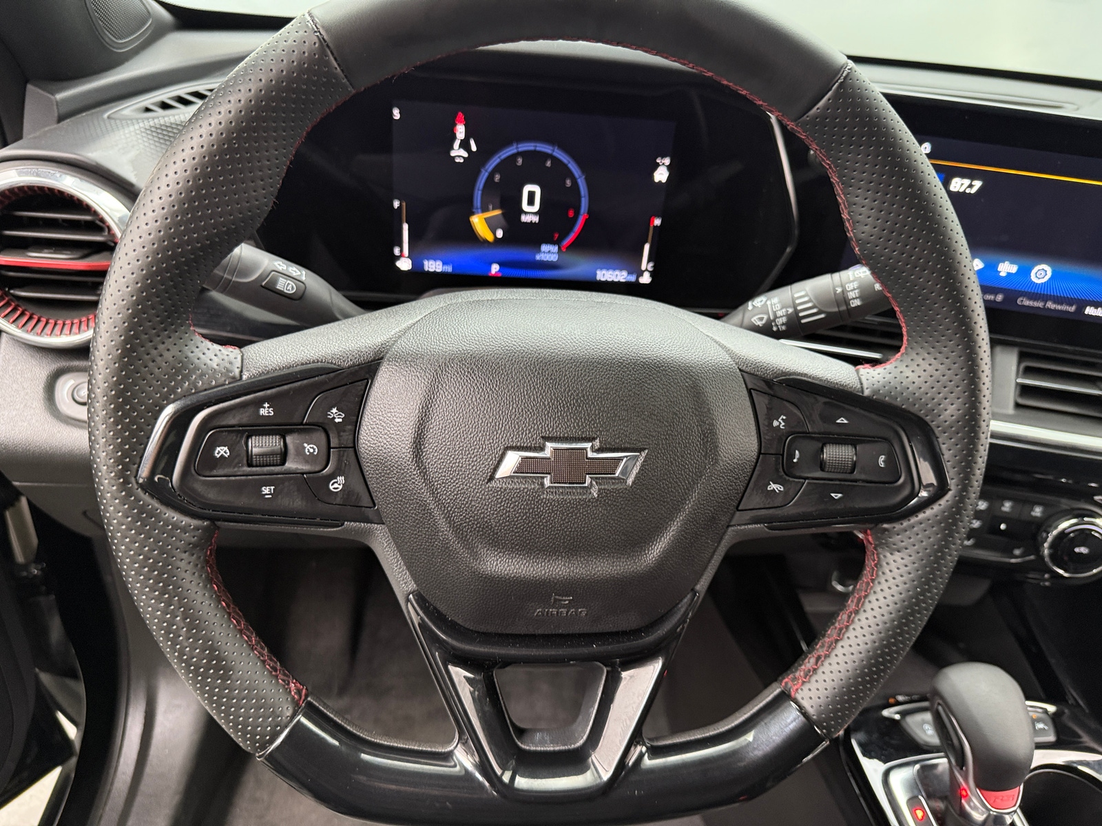 Thumbnail: 2025 Chevrolet Trax - 4