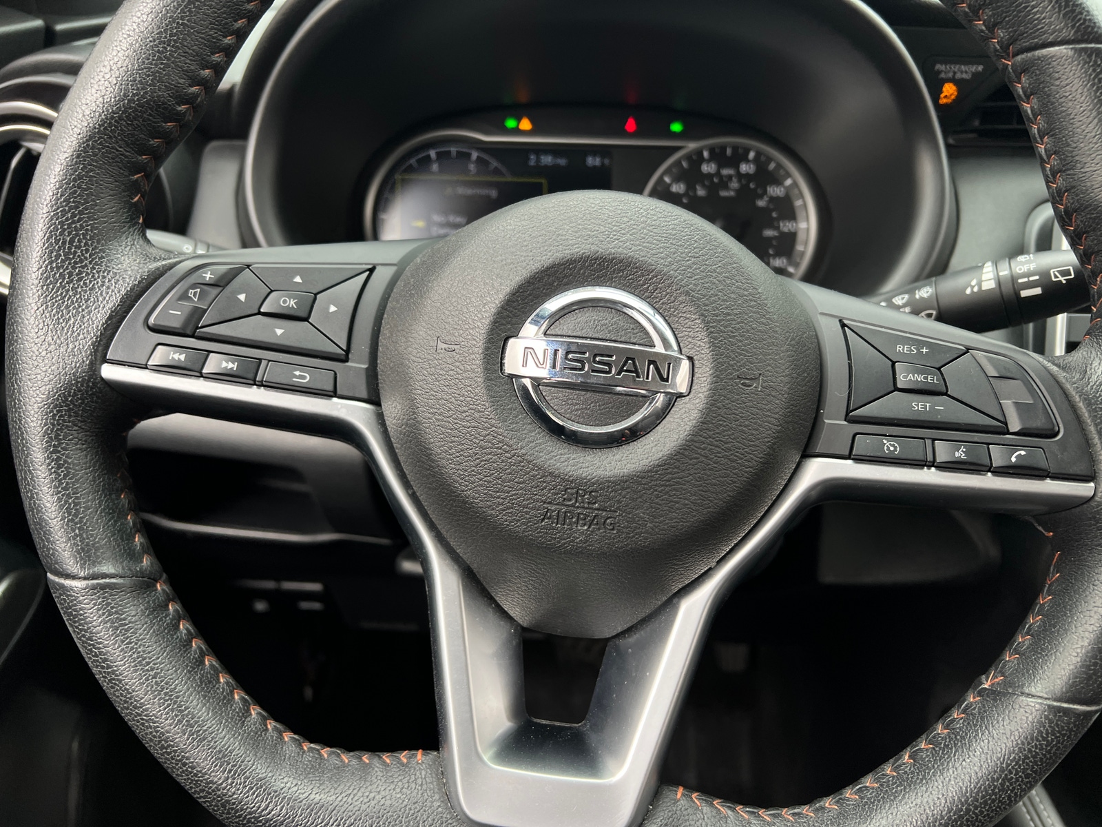 Thumbnail: 2019 Nissan Kicks - 4