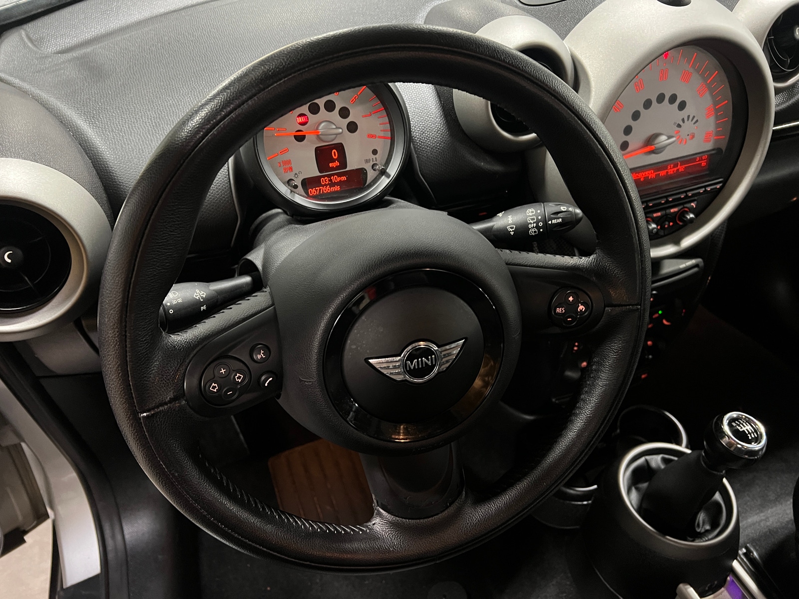 Thumbnail: 2012 MINI Cooper Countryman - 4