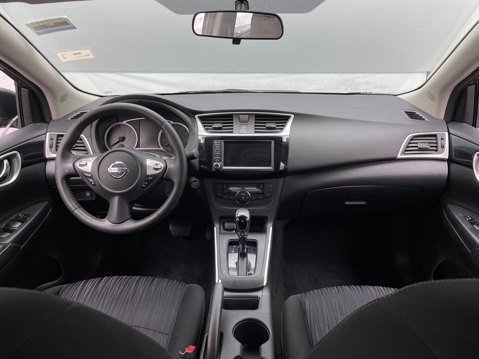 Thumbnail: 2019 Nissan Sentra - 3