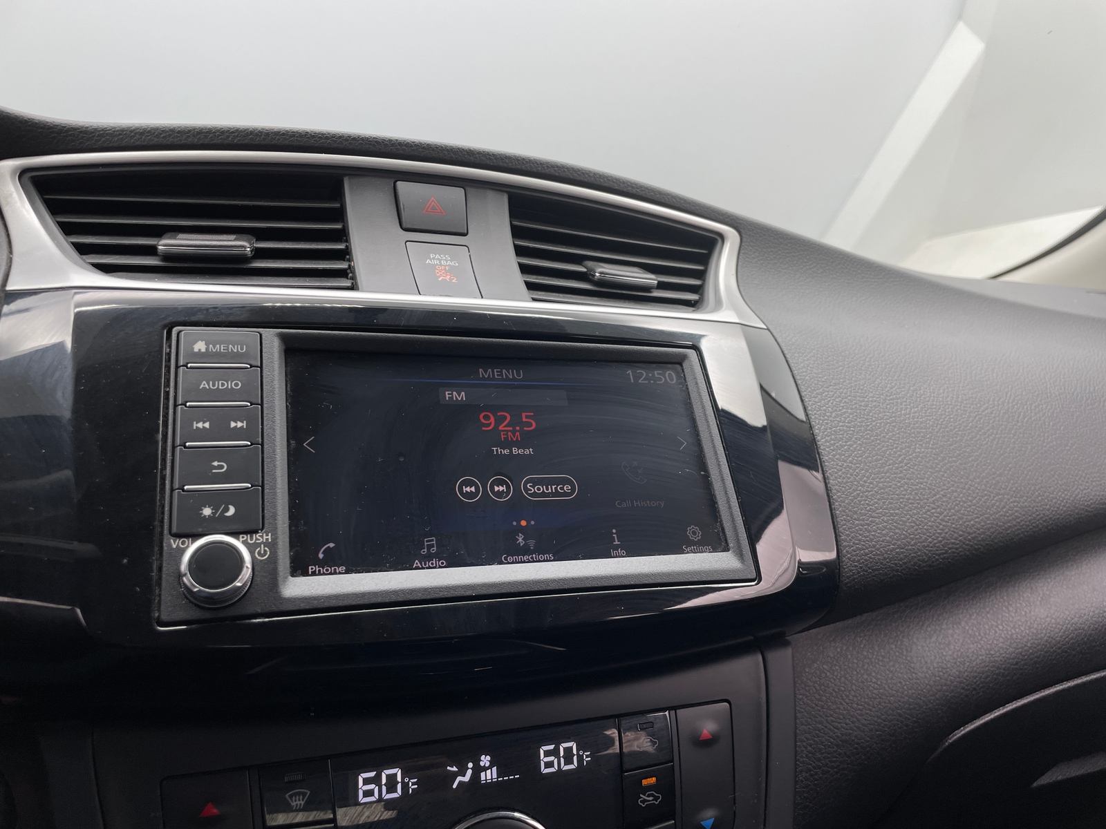 Thumbnail: 2019 Nissan Sentra - 4