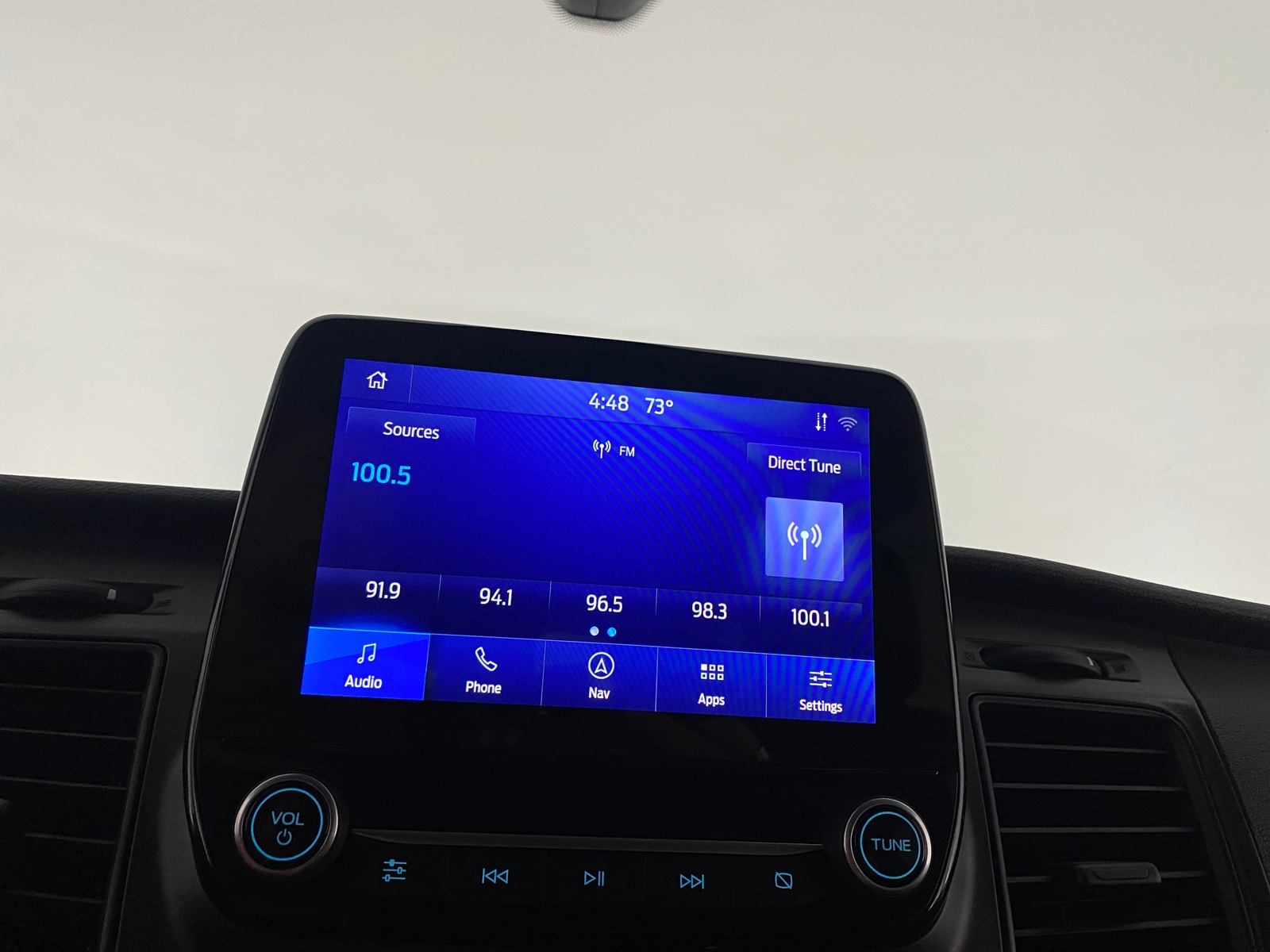 Thumbnail: 2020 Ford Econoline - 4