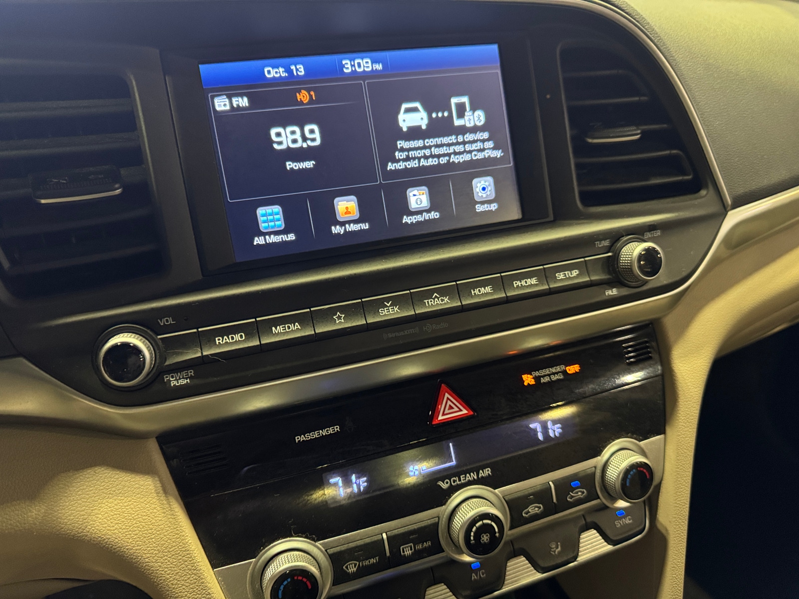 Thumbnail: 2020 Hyundai Elantra - 4