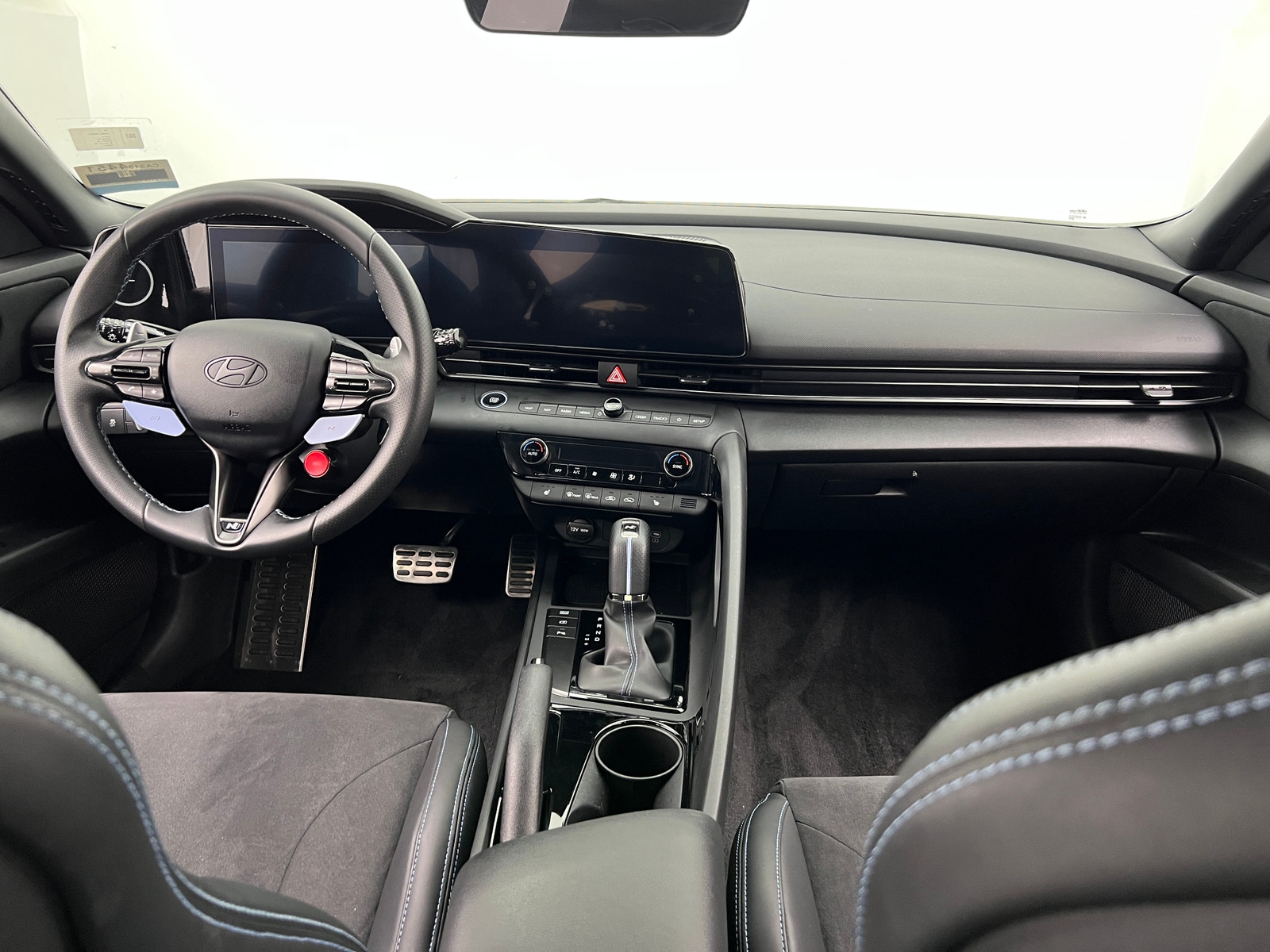 Thumbnail: 2024 Hyundai Elantra - 2