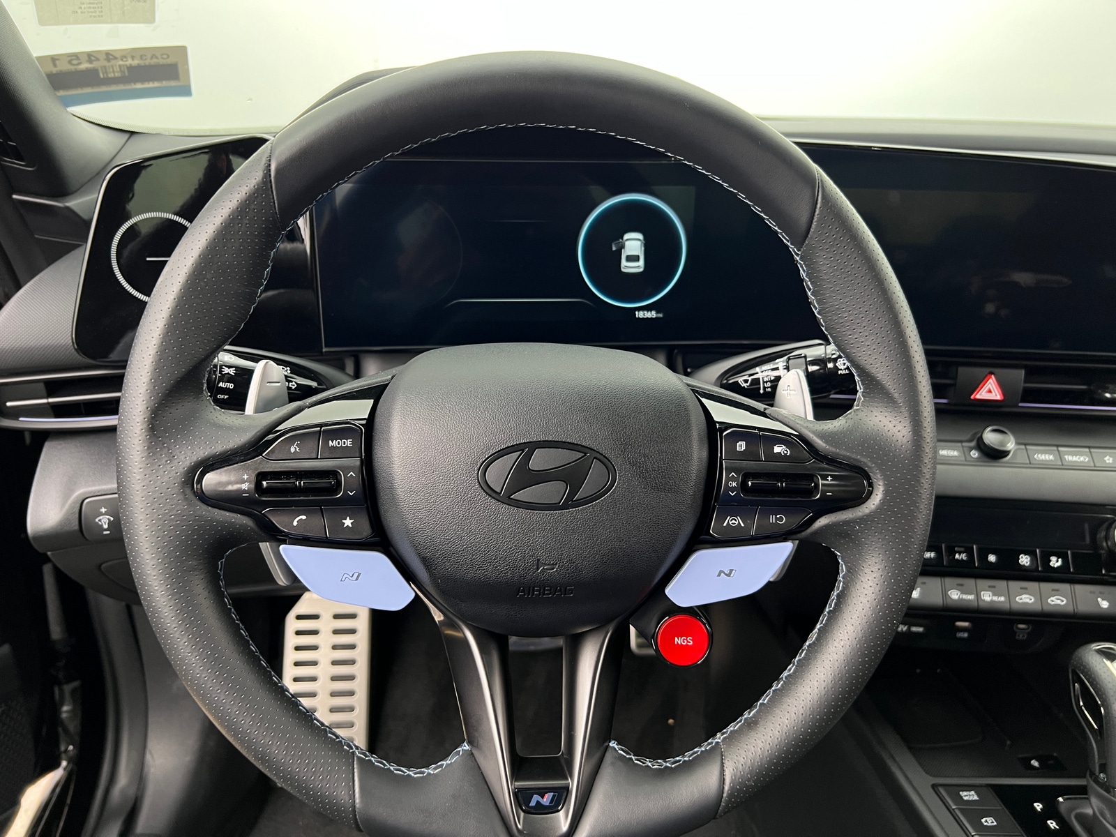 Thumbnail: 2024 Hyundai Elantra - 4