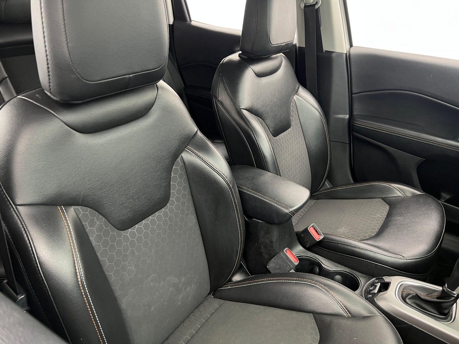 Thumbnail: 2018 Jeep Compass - 2