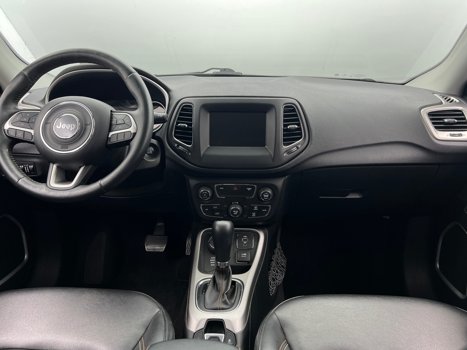 Thumbnail: 2018 Jeep Compass - 3