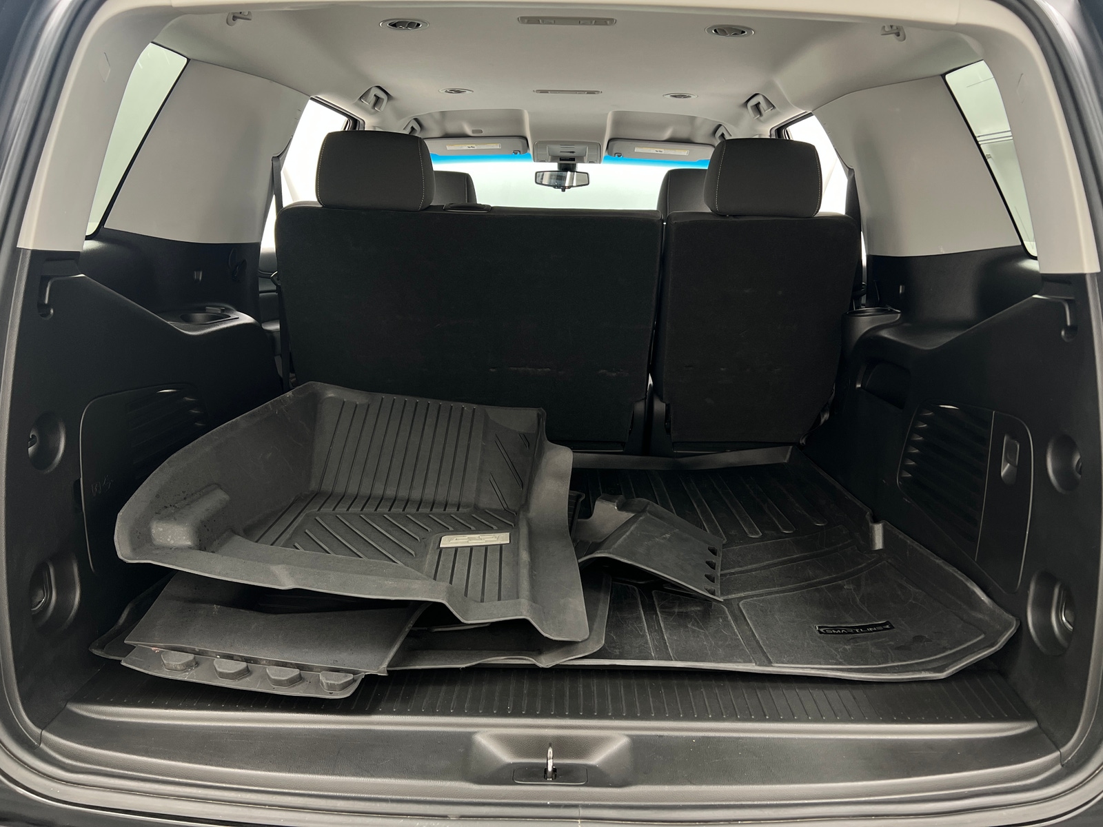 Thumbnail: 2019 Chevrolet Tahoe - 7