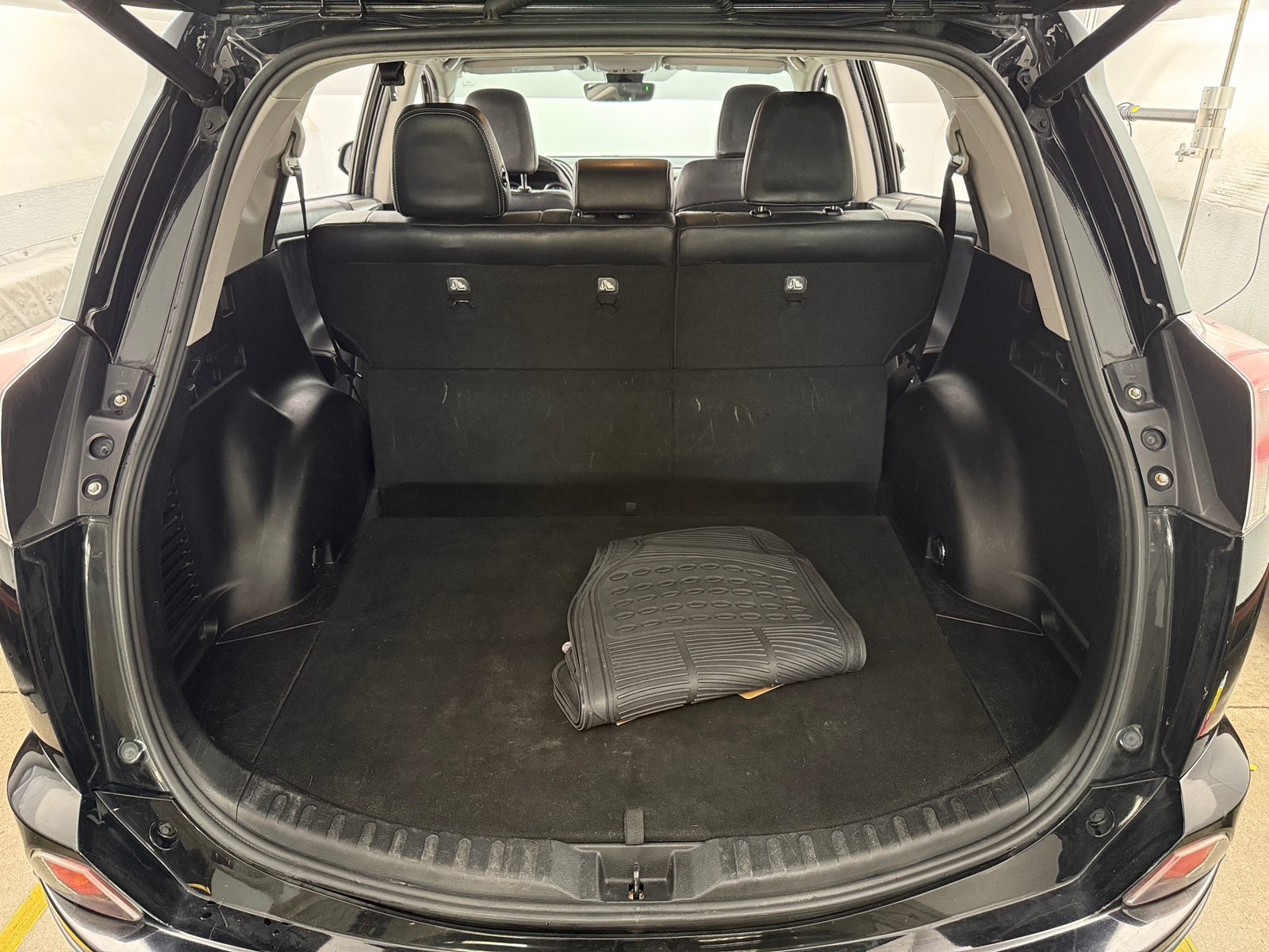 Thumbnail: 2016 Toyota RAV4 - 6