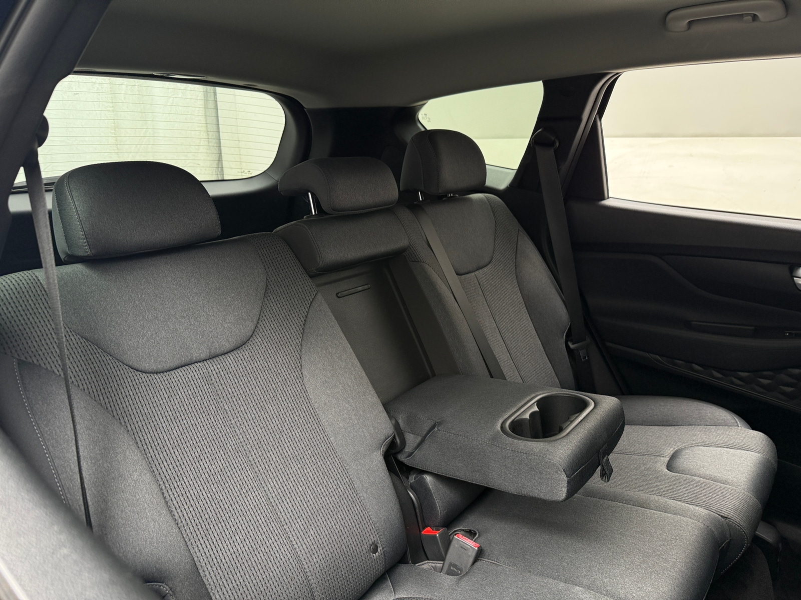 Thumbnail: 2019 Hyundai Santa Fe - 6