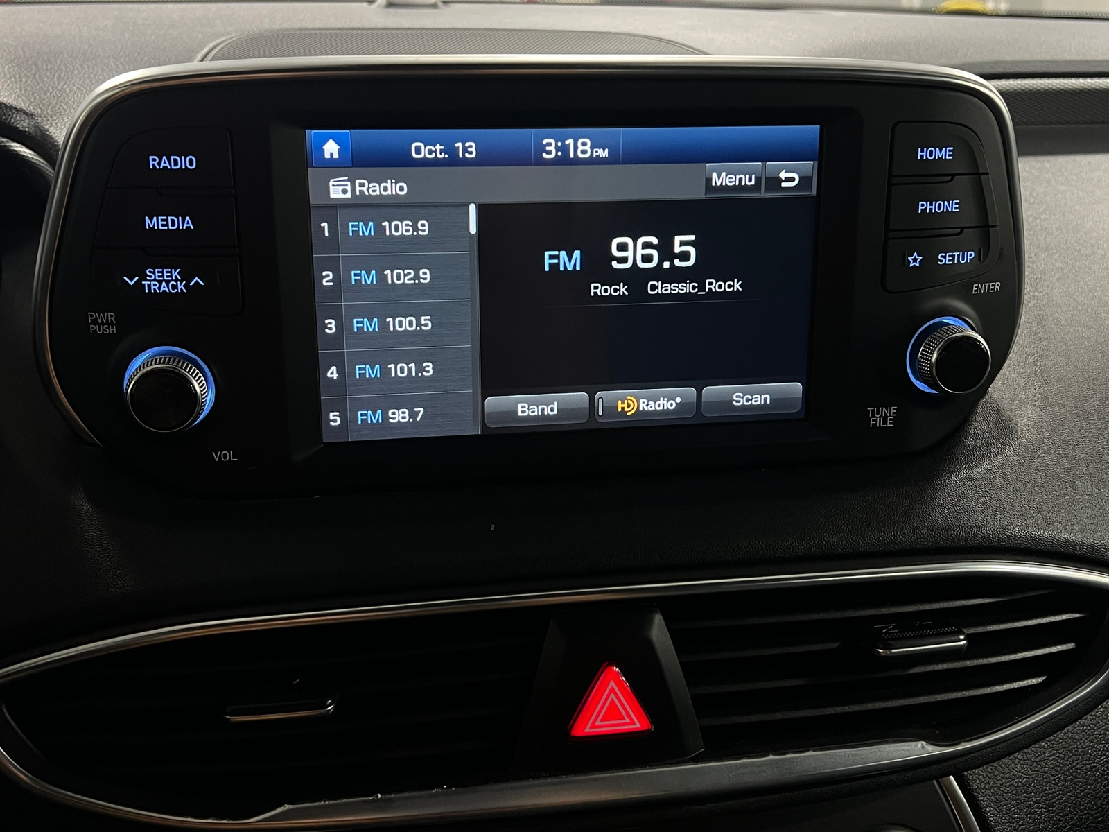 Thumbnail: 2019 Hyundai Santa Fe - 4