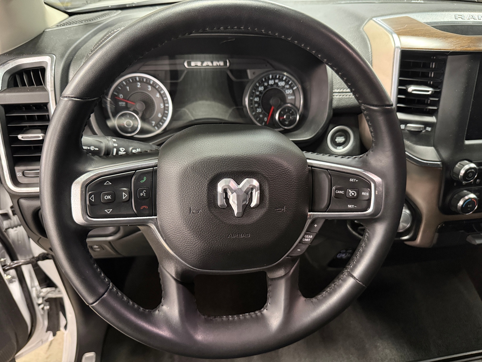 Thumbnail: 2022 RAM 1500 - 4