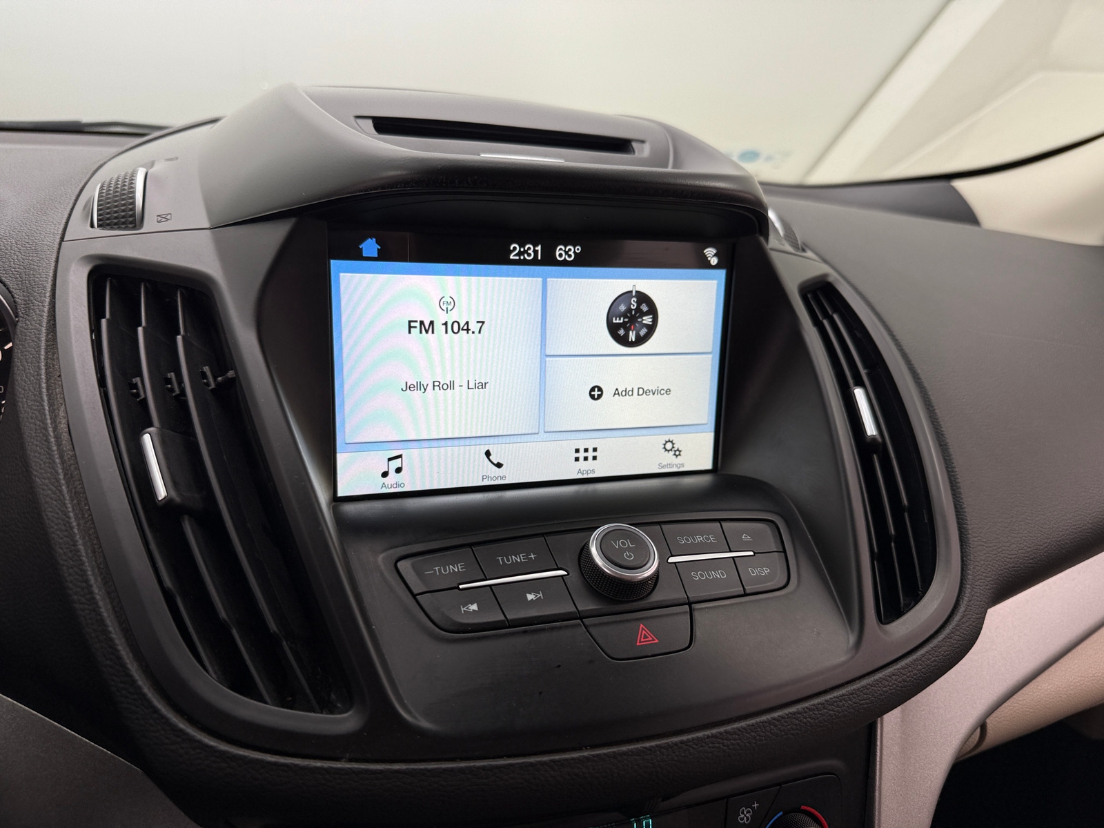Thumbnail: 2017 Ford Escape - 4