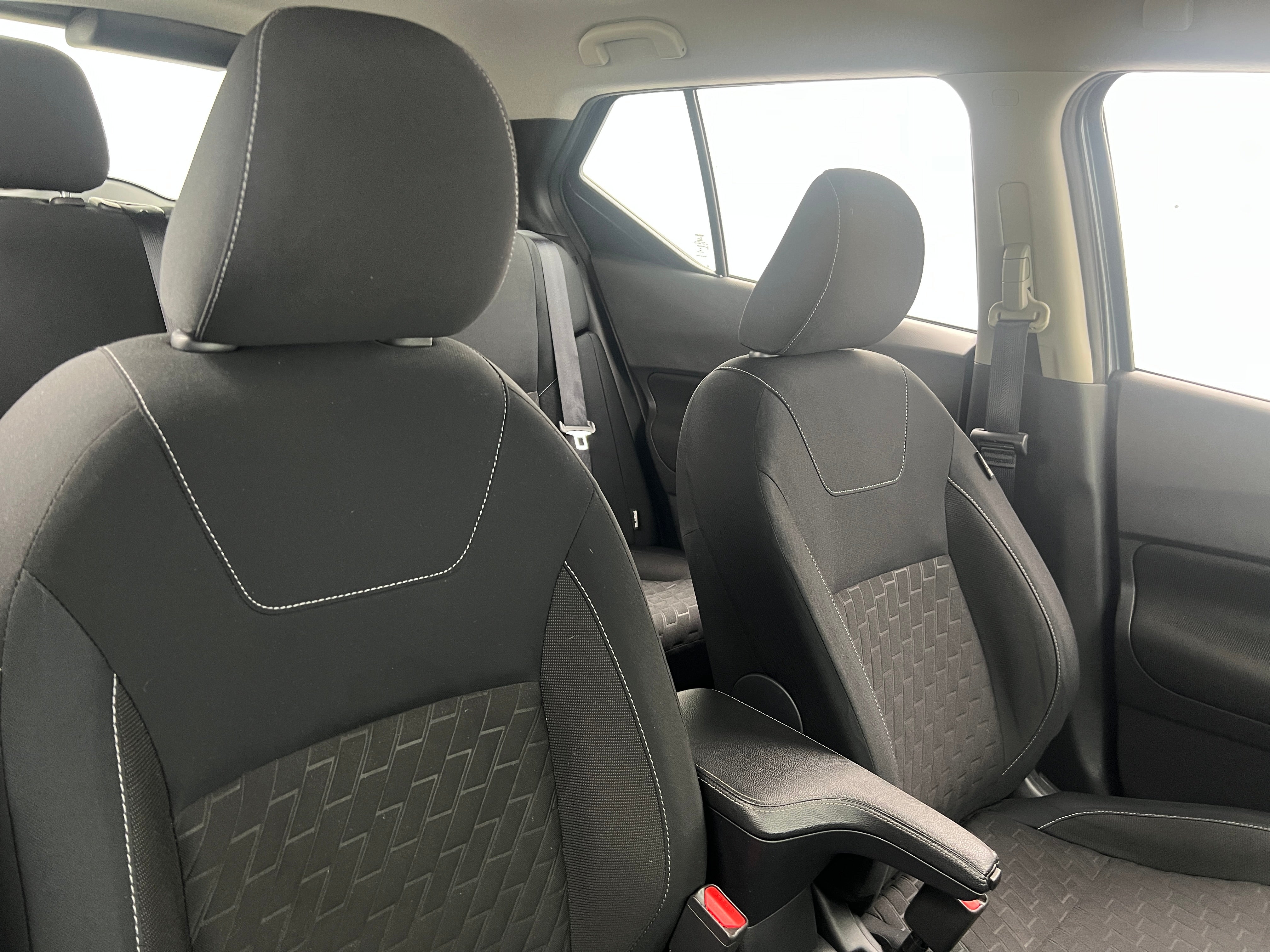 2022 Nissan Kicks