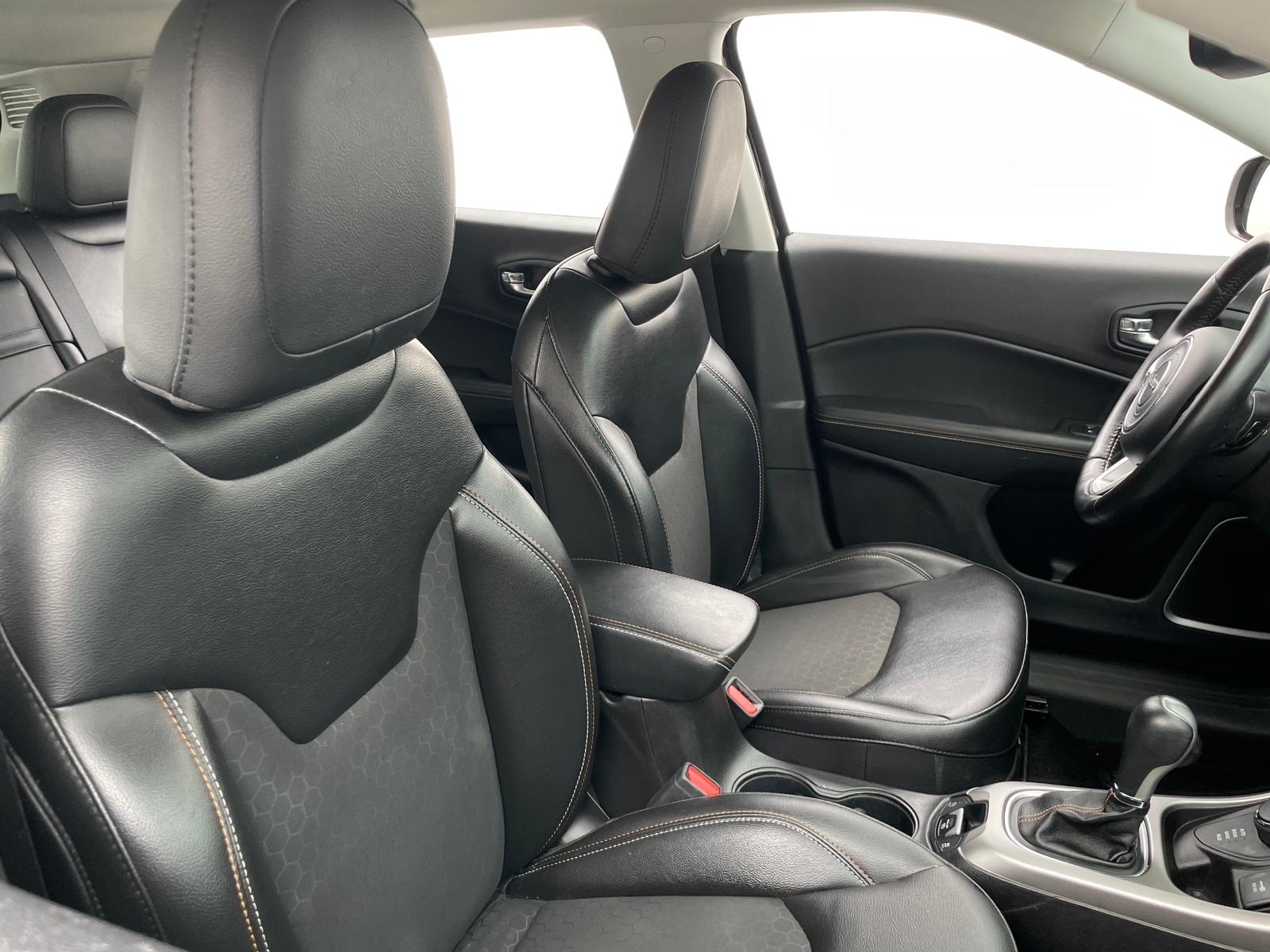 Thumbnail: 2020 Jeep Compass - 2