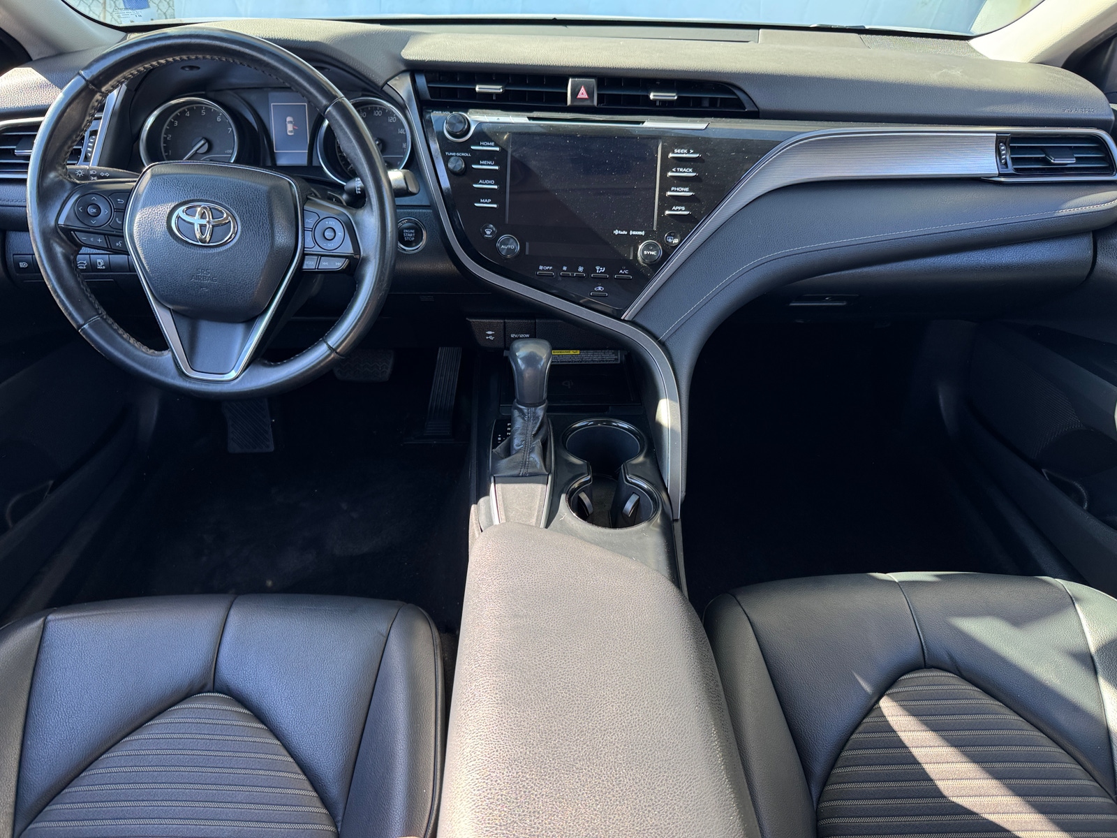 Thumbnail: 2019 Toyota Camry - 3
